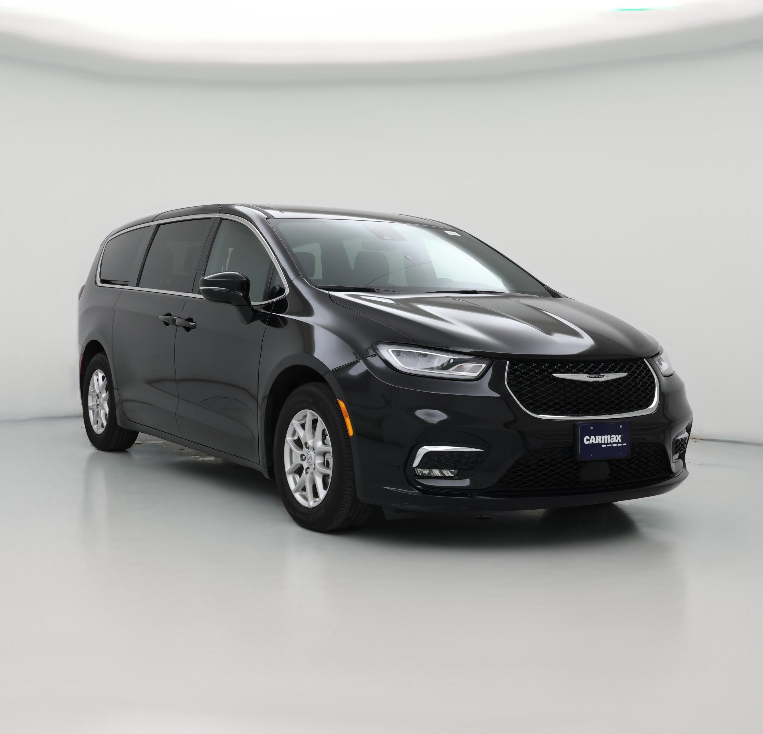 Thumbnail: 2025 Chrysler Pacifica - 1