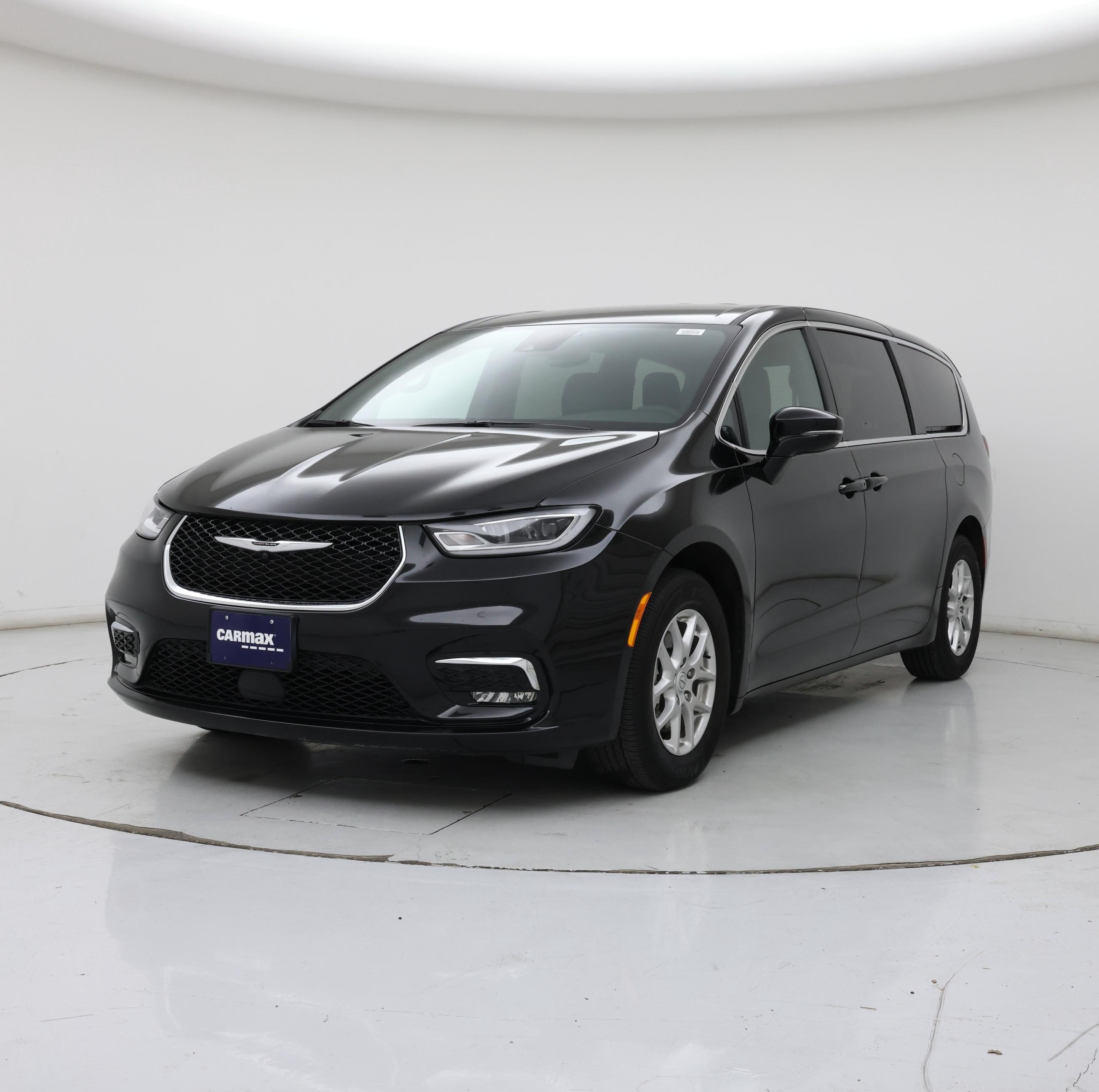Thumbnail: 2025 Chrysler Pacifica - 4