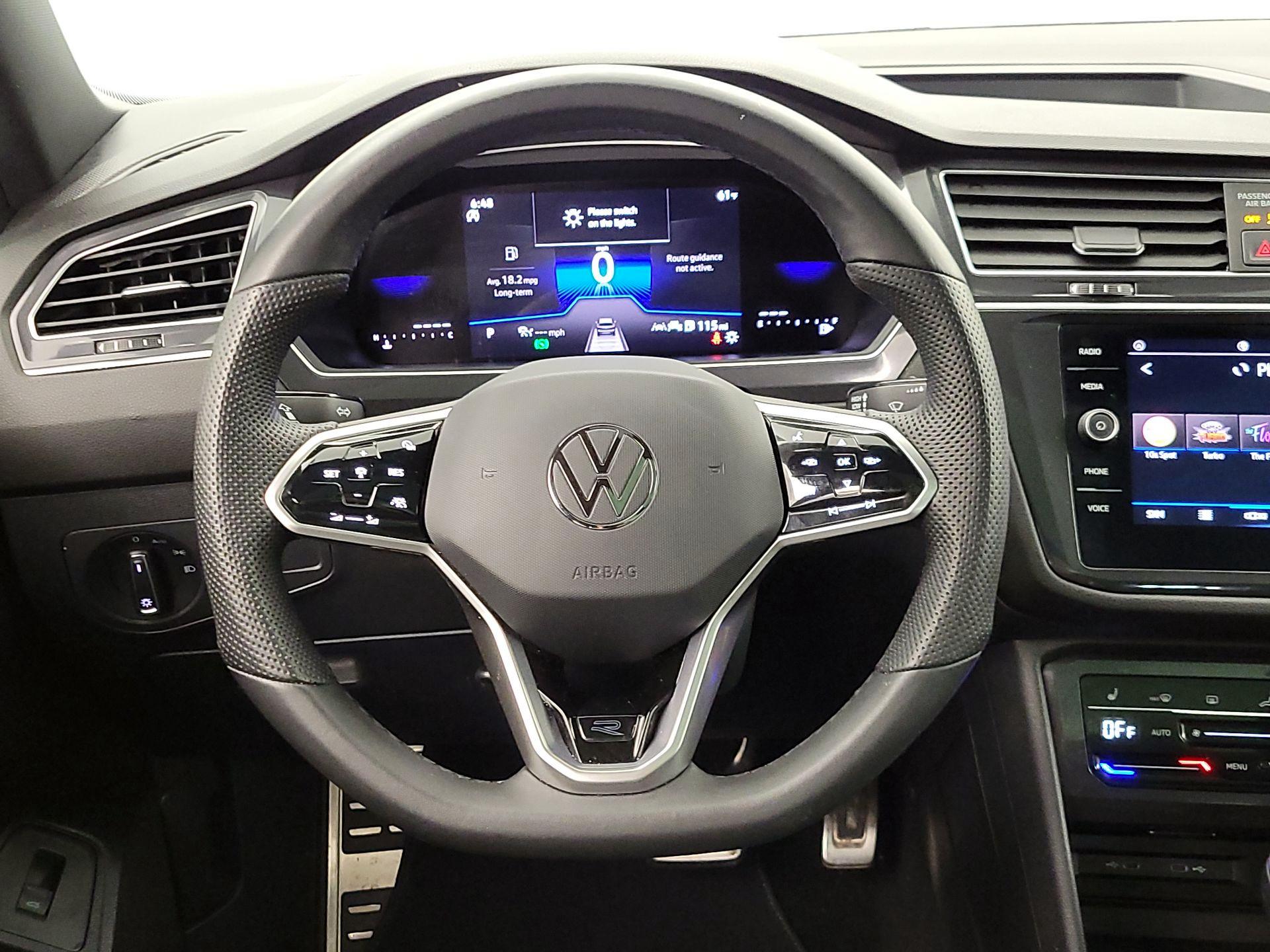 Thumbnail: 2024 Volkswagen Tiguan - 10
