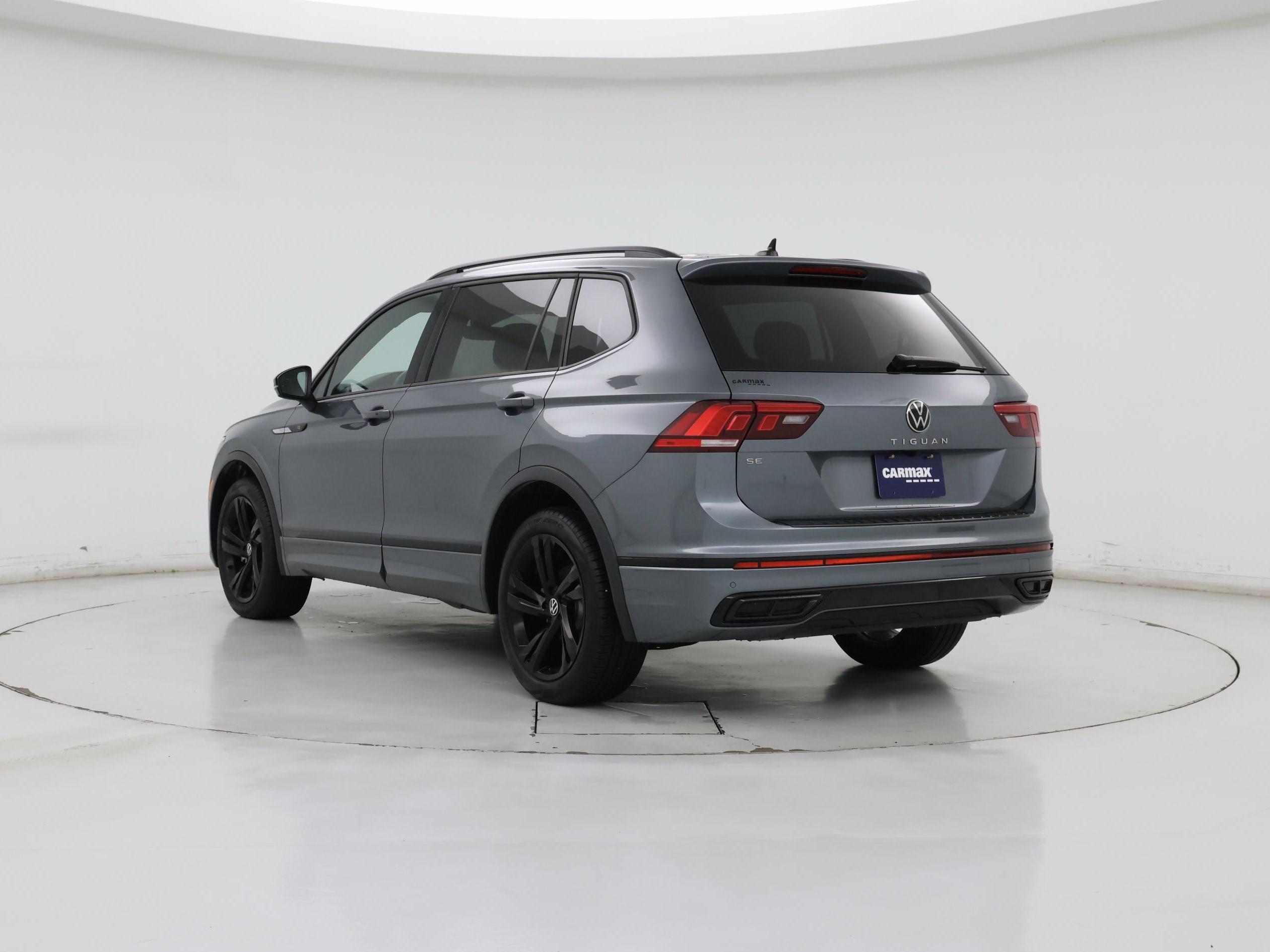 Thumbnail: 2024 Volkswagen Tiguan - 2