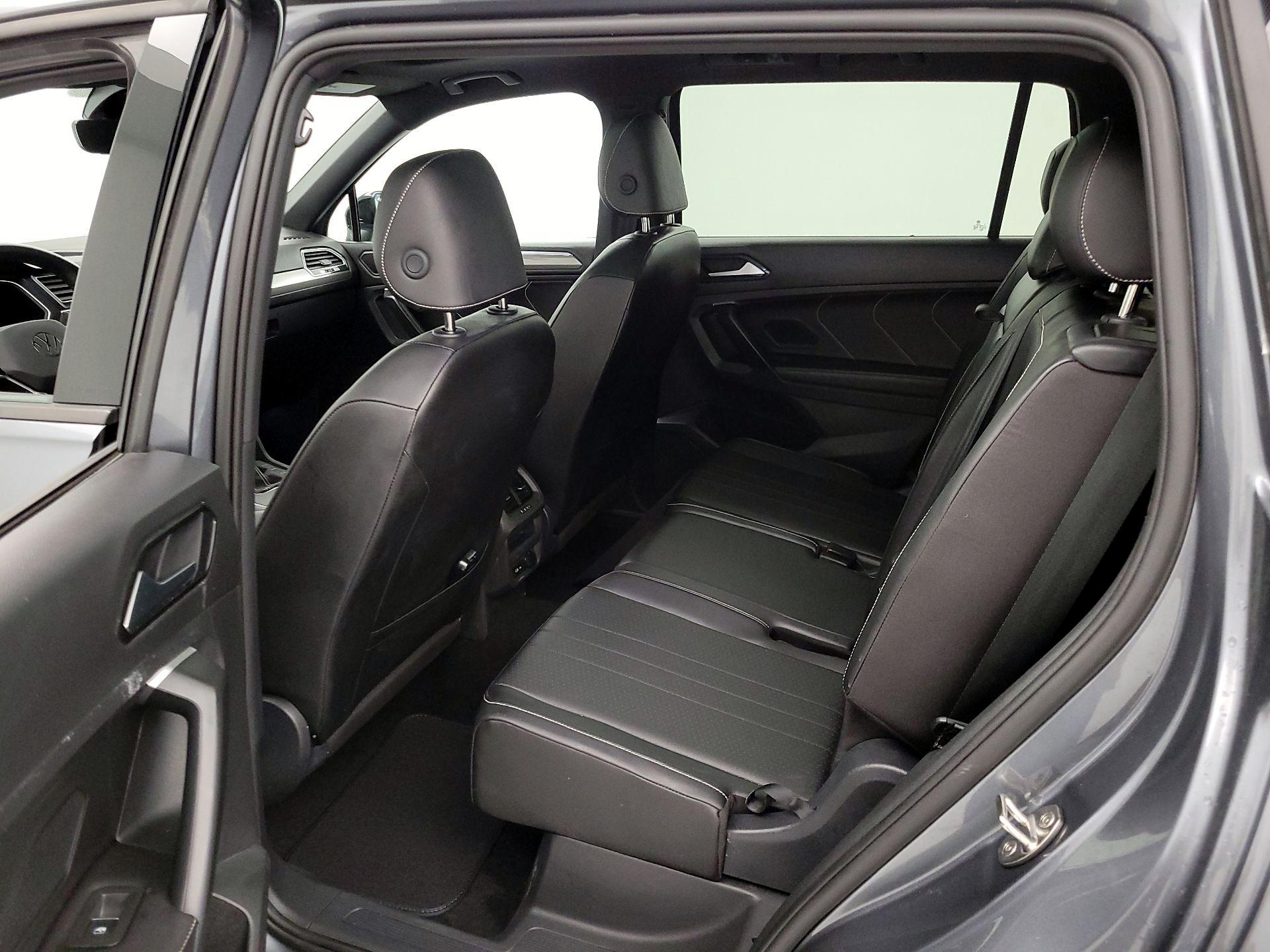 Thumbnail: 2024 Volkswagen Tiguan - 19