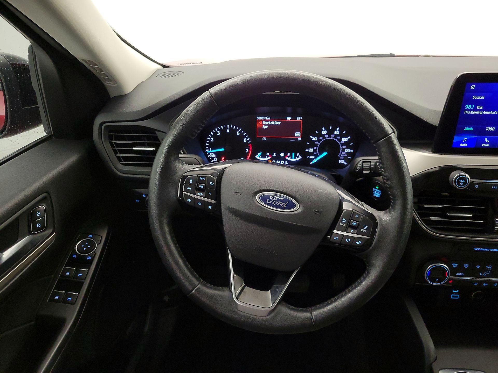 Thumbnail: 2021 Ford Escape - 10