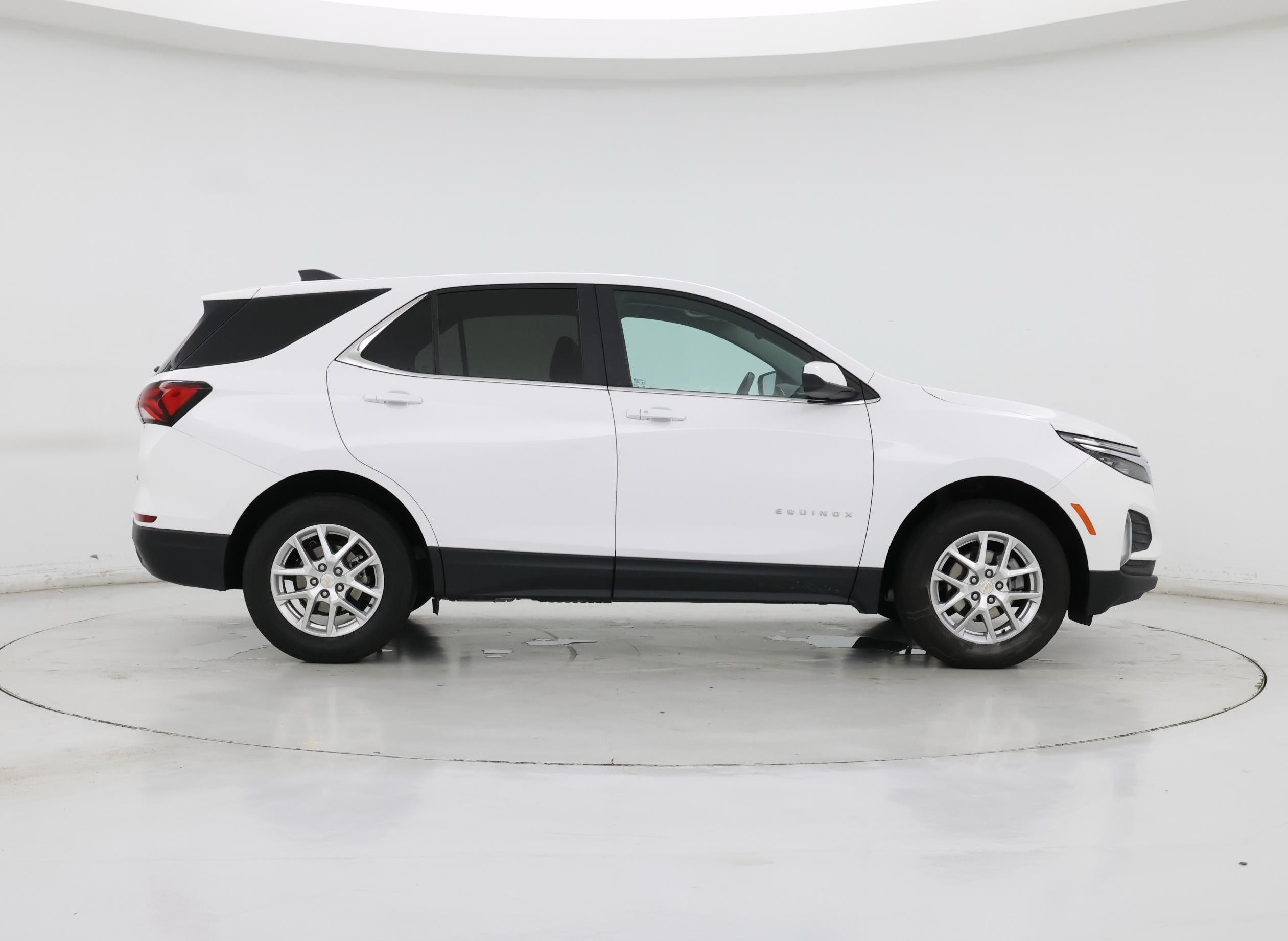 Thumbnail: 2022 Chevrolet Equinox - 7