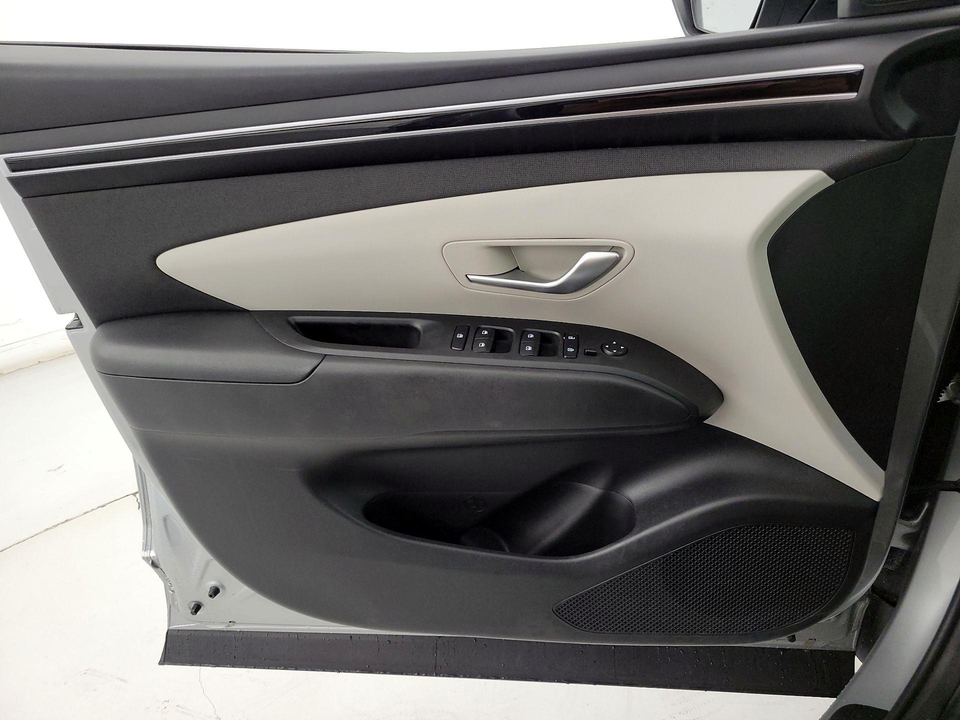 Thumbnail: 2023 Hyundai Tucson - 12