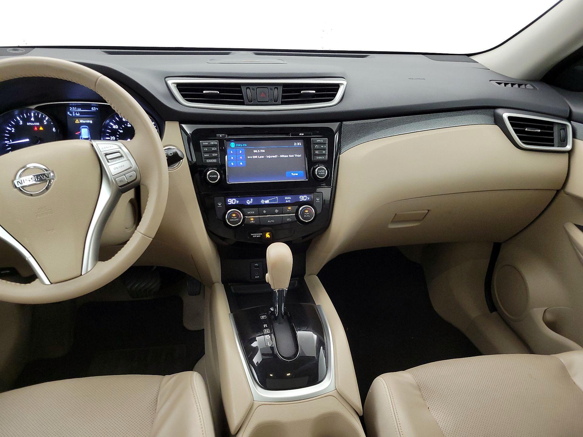 Thumbnail: 2015 Nissan Rogue - 9