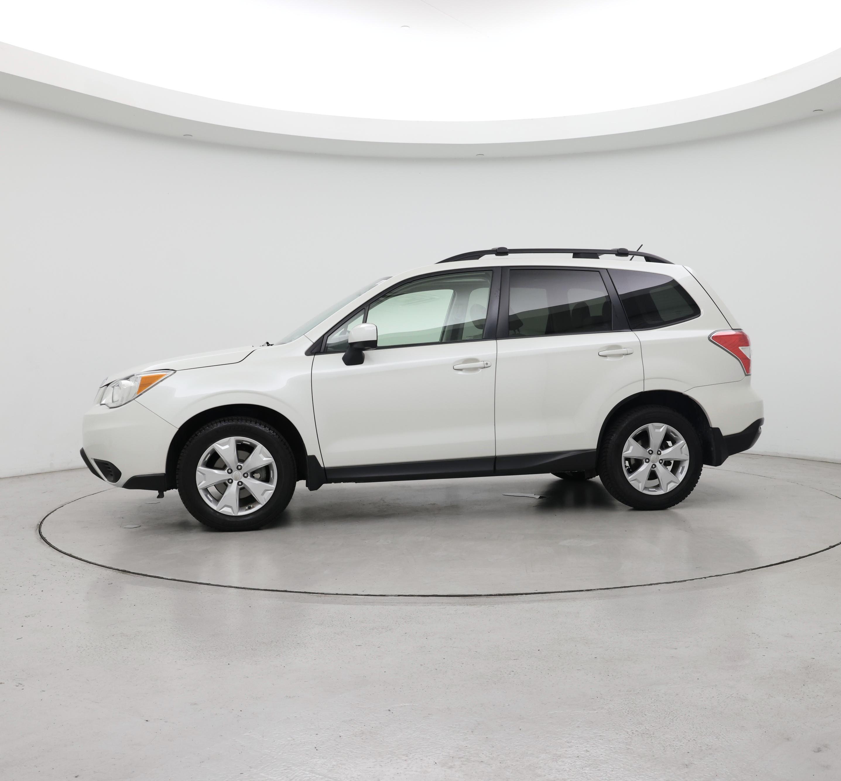 Thumbnail: 2015 Subaru Forester - 3