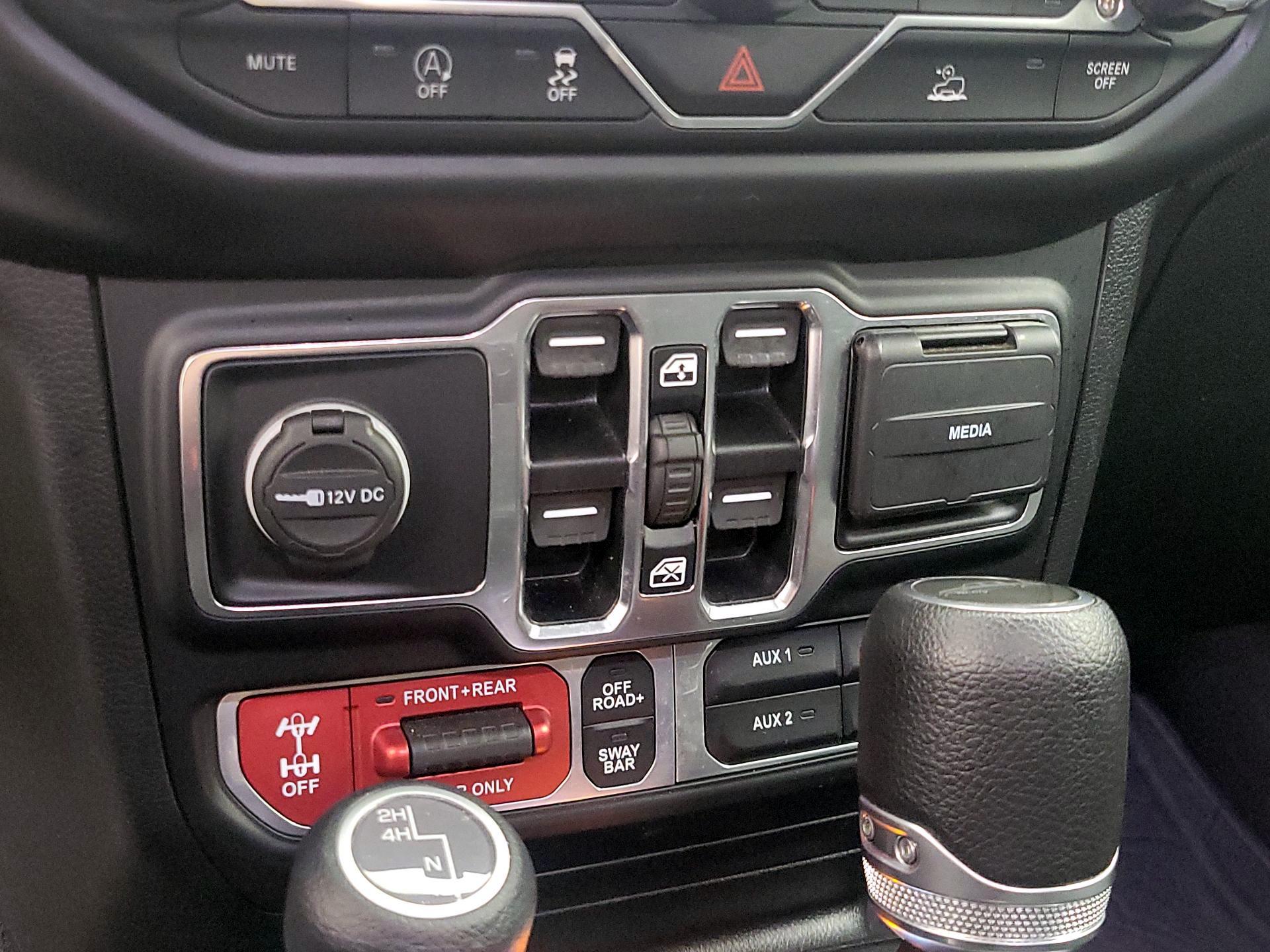 Thumbnail: 2022 Jeep Gladiator - 19