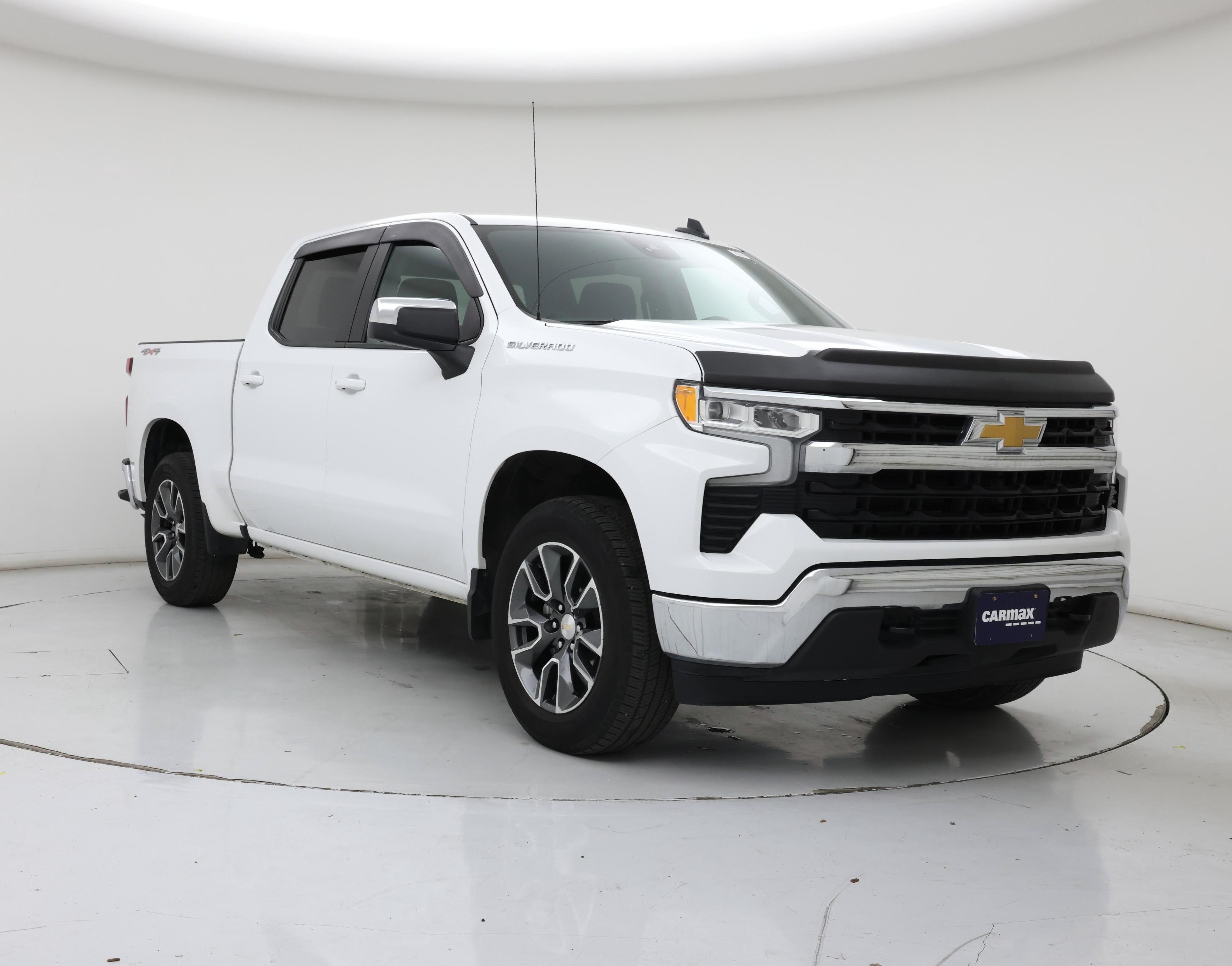 White 2024 Chevrolet Silverado 1500 LT Crew Cab 4WD Pickup Truck Four-Wheel Drive Automatic
