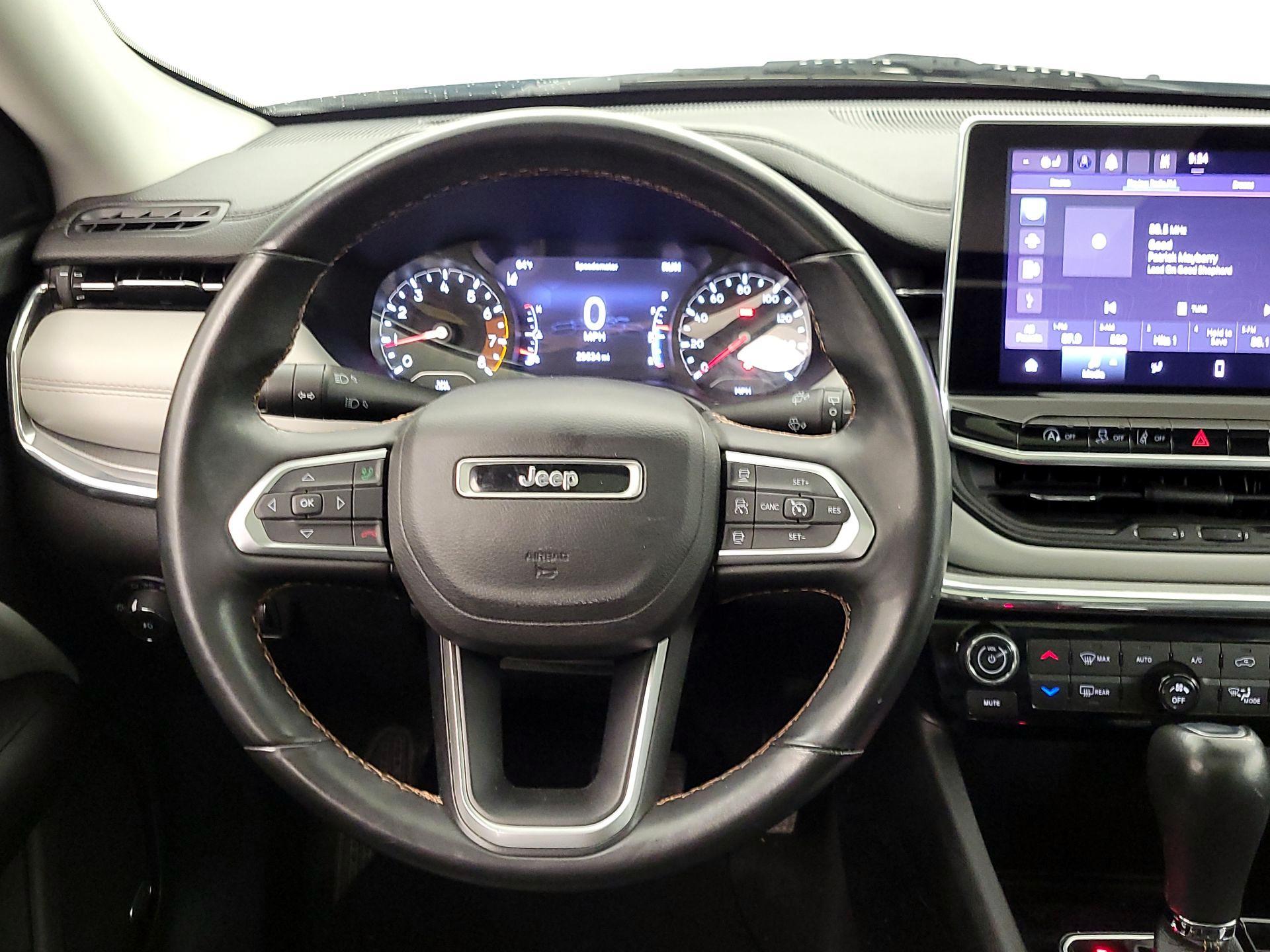 Thumbnail: 2022 Jeep Compass - 10