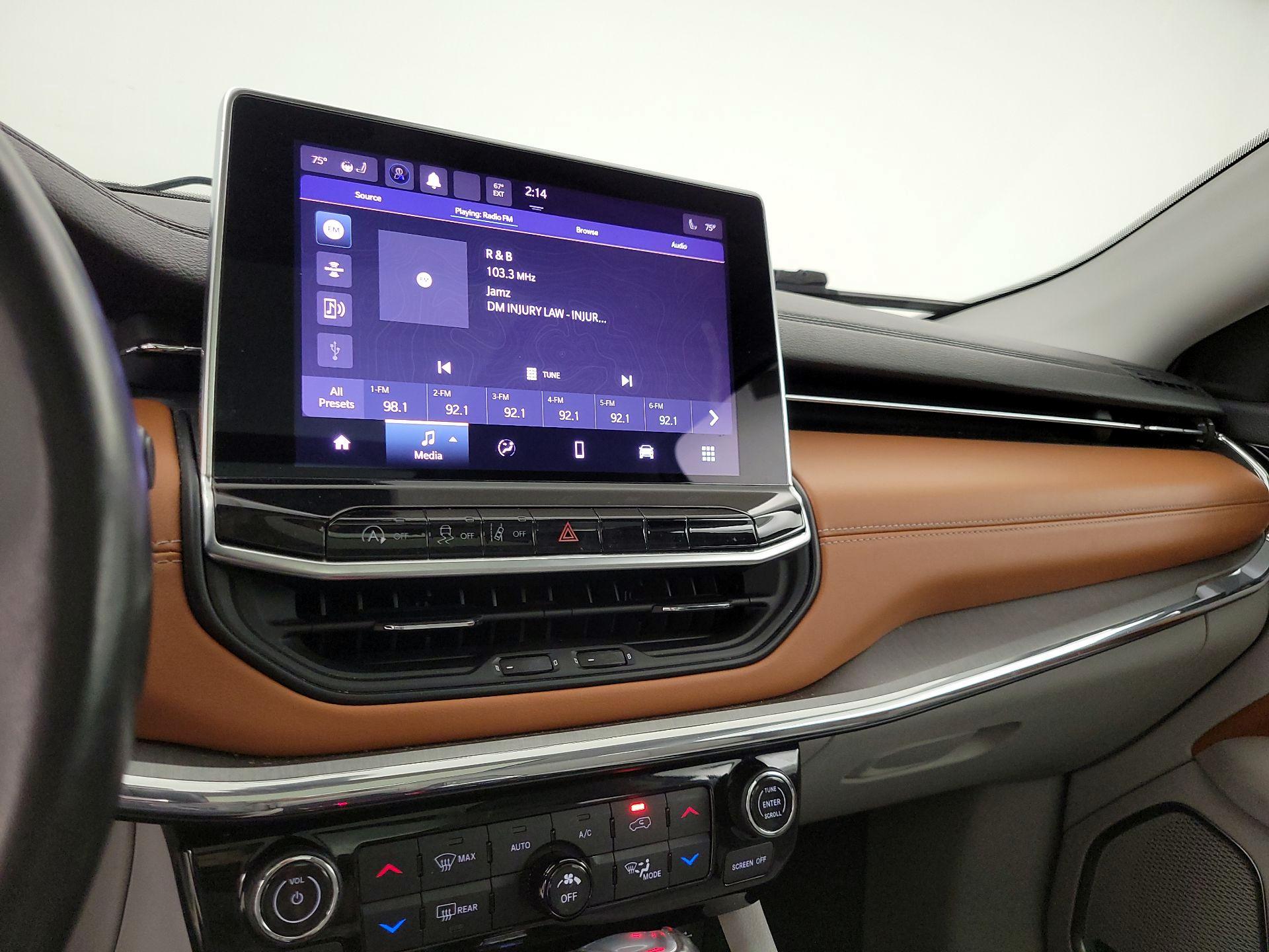 Thumbnail: 2022 Jeep Compass - 15