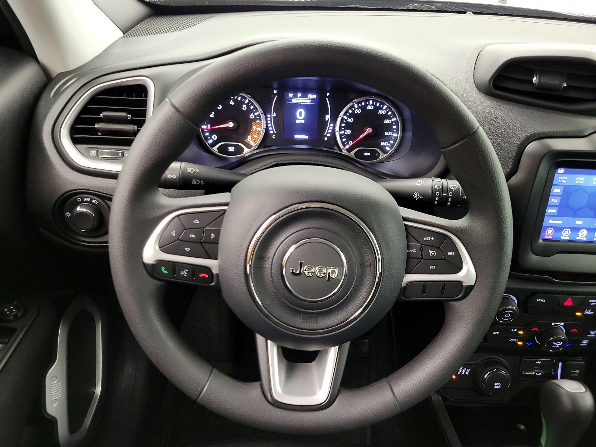 Thumbnail: 2021 Jeep Renegade - 10