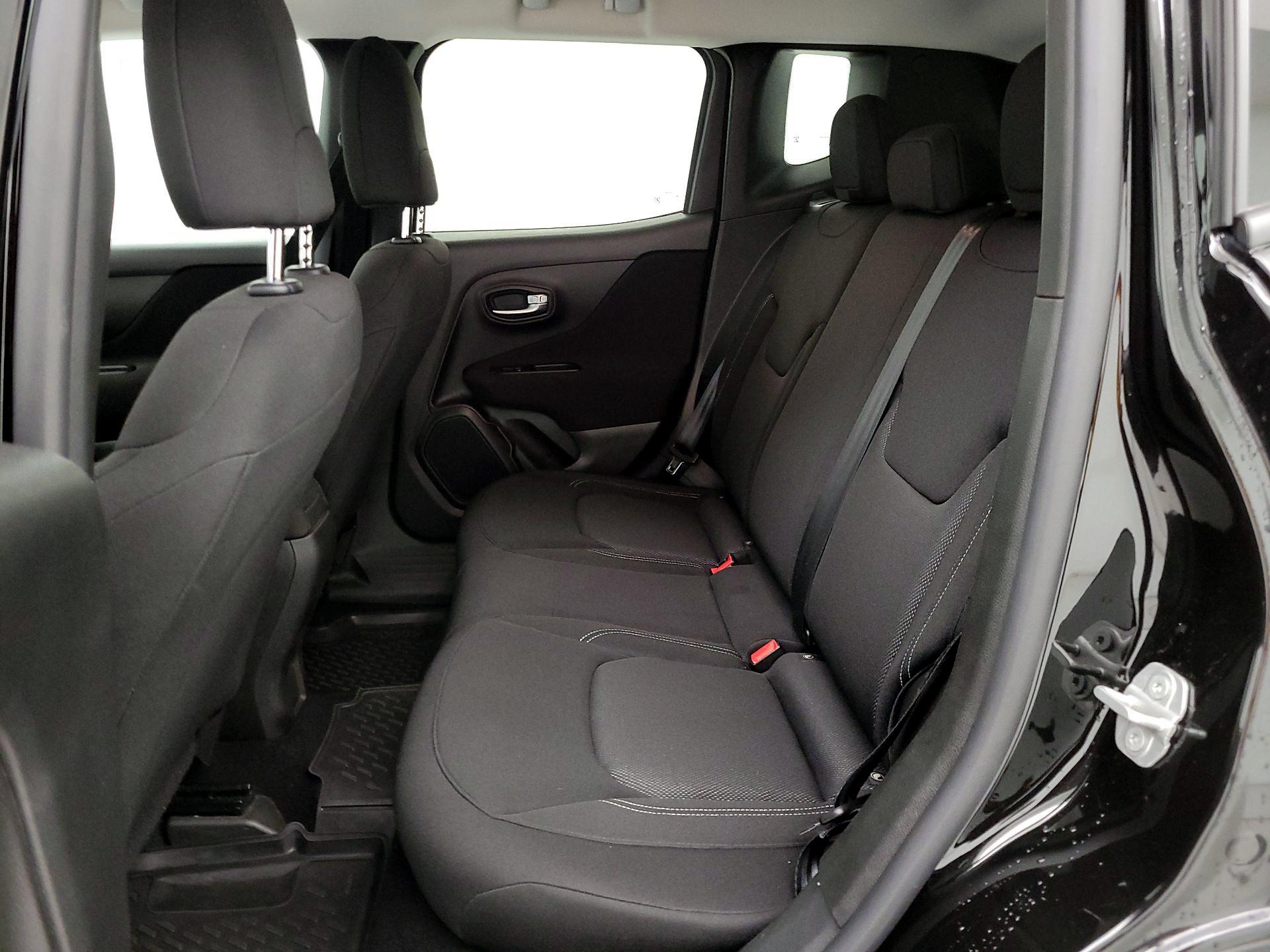 Thumbnail: 2021 Jeep Renegade - 19