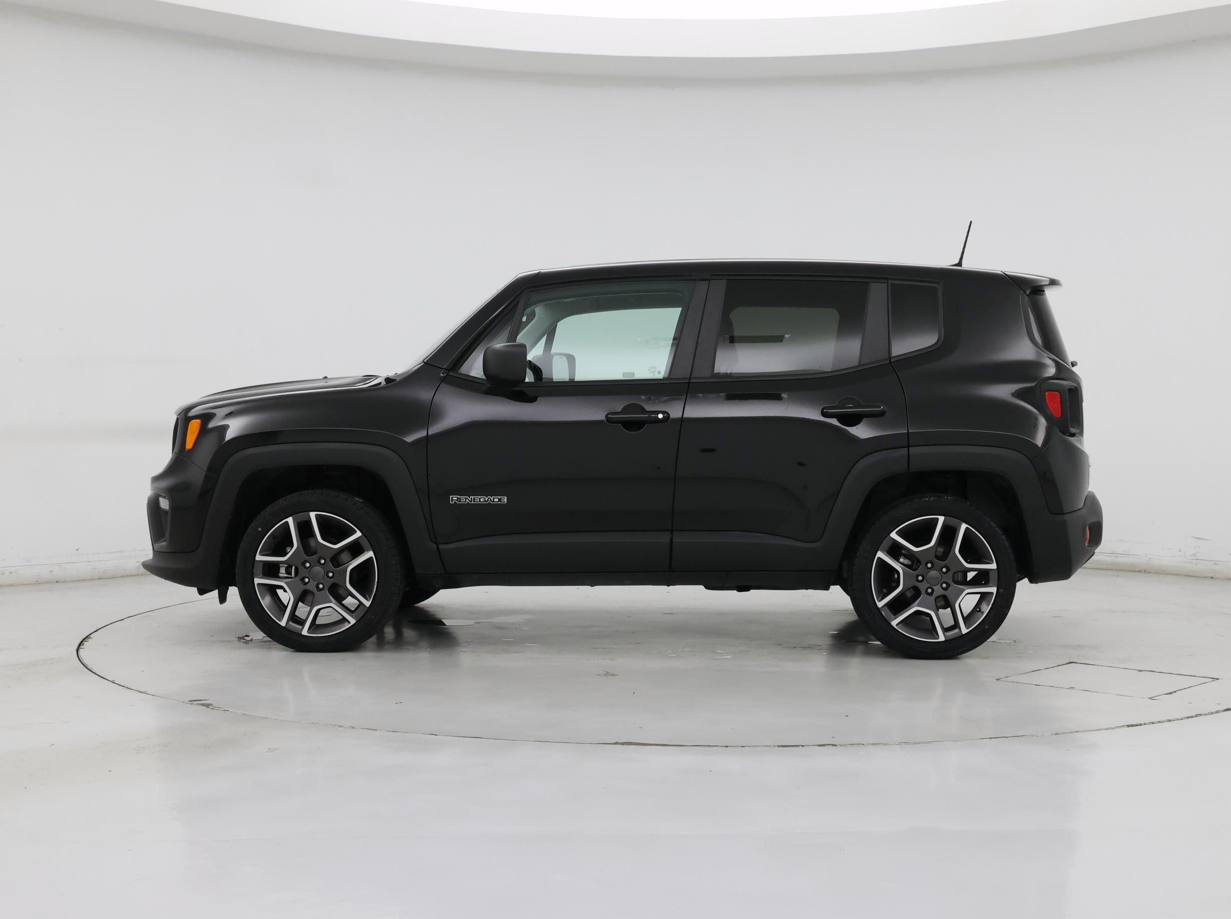 Thumbnail: 2021 Jeep Renegade - 3