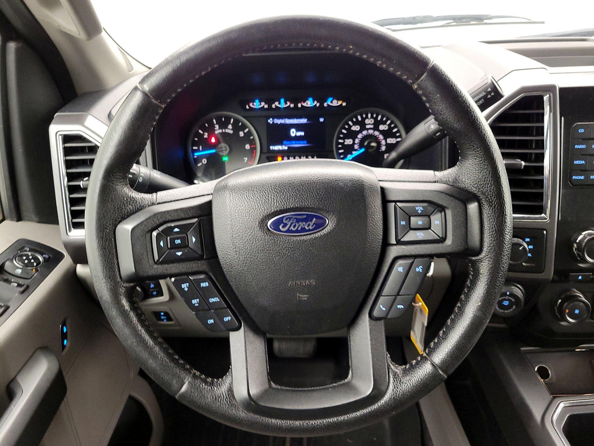 Thumbnail: 2016 Ford F-150 - 10
