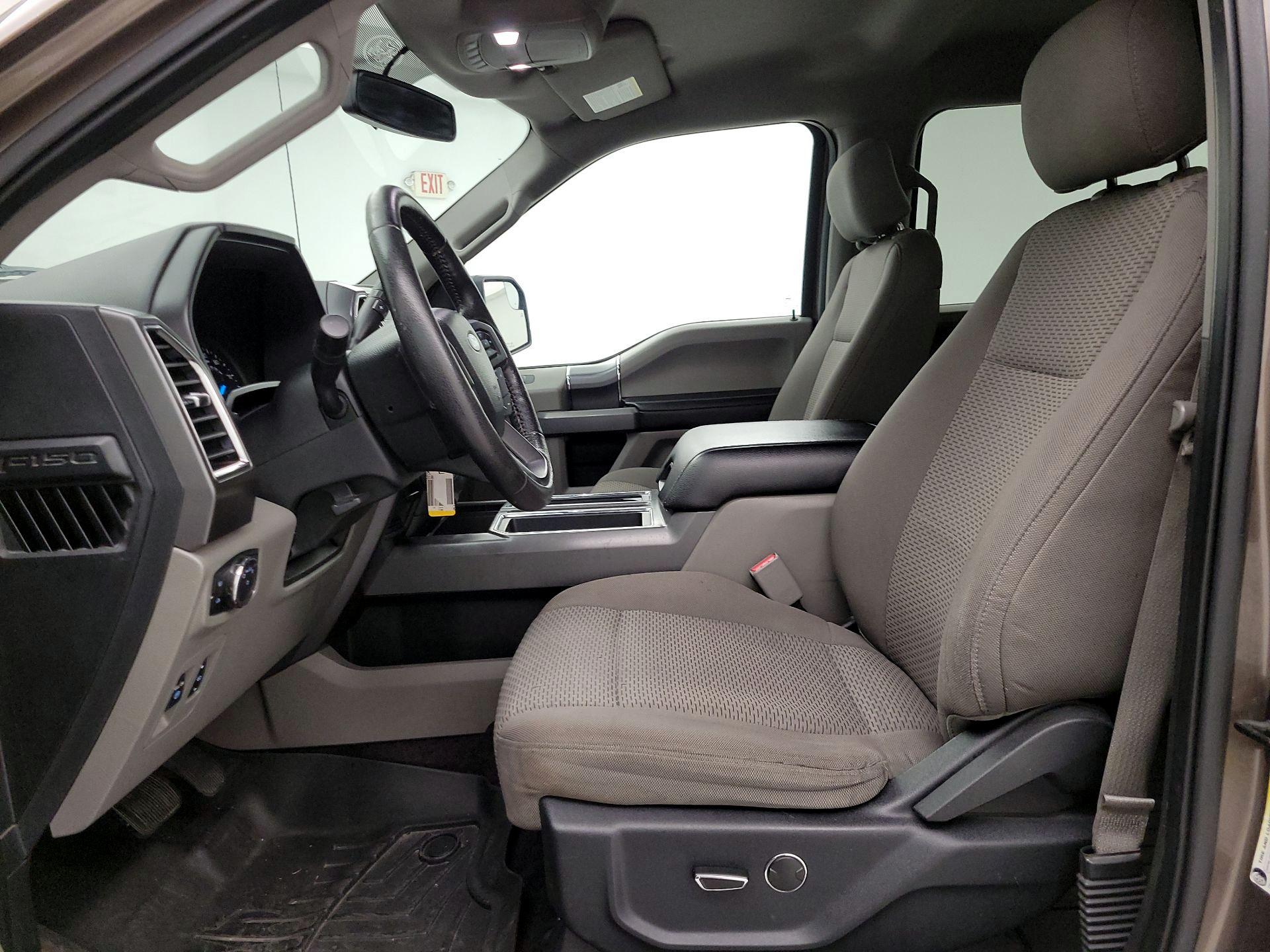 Thumbnail: 2016 Ford F-150 - 11