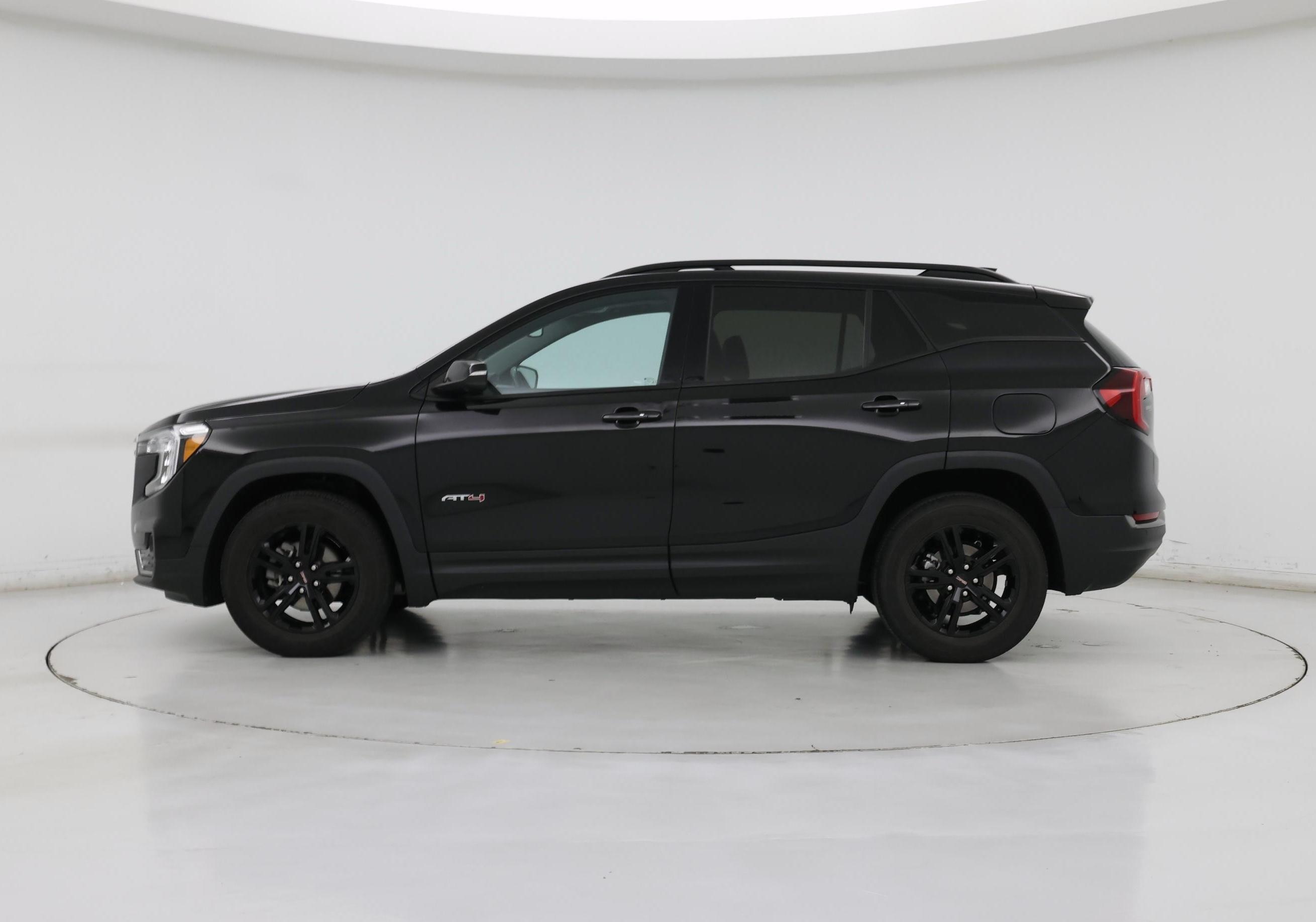 Thumbnail: 2022 GMC Terrain - 3