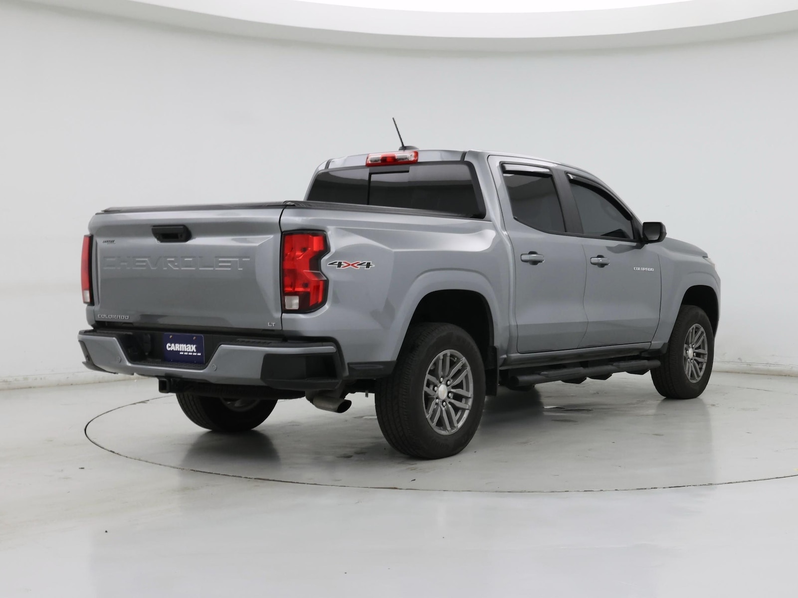 2023 Chevrolet Colorado LT - Photo 9