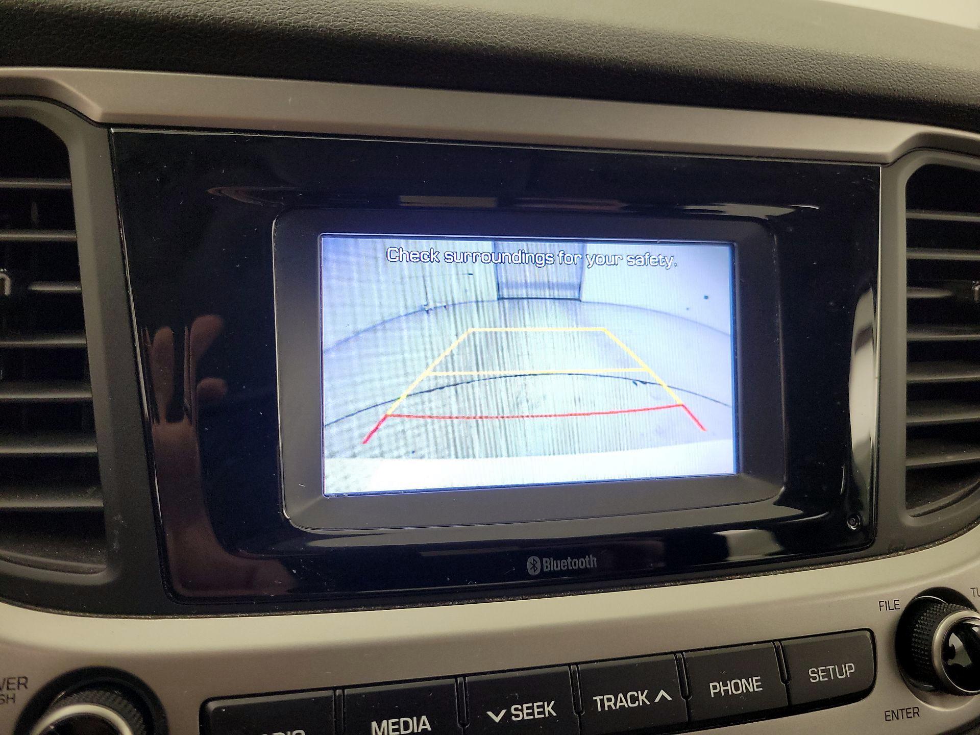 Thumbnail: 2019 Hyundai Accent - 14
