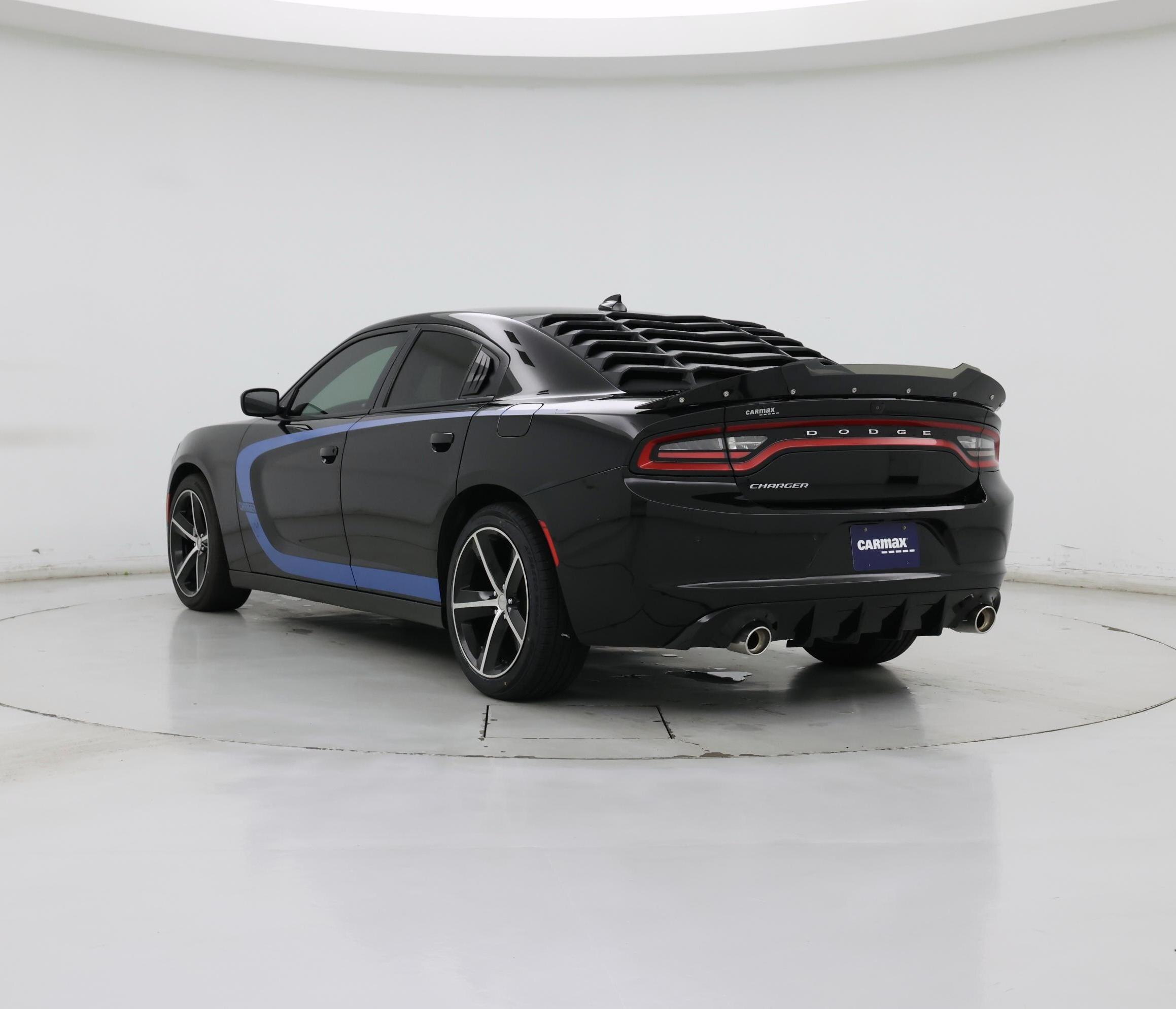 Thumbnail: 2017 Dodge Charger - 2