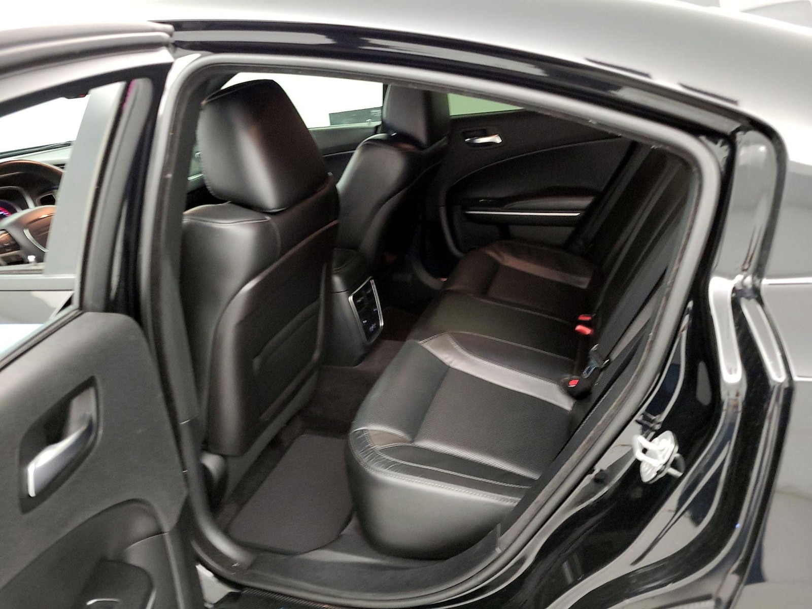 2017 Dodge Charger SXT - Photo 20