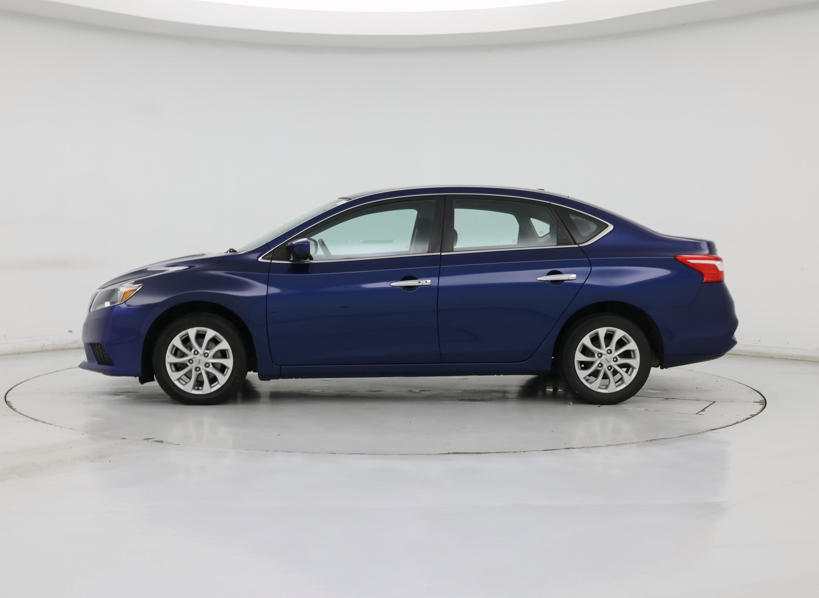 Thumbnail: 2019 Nissan Sentra - 3
