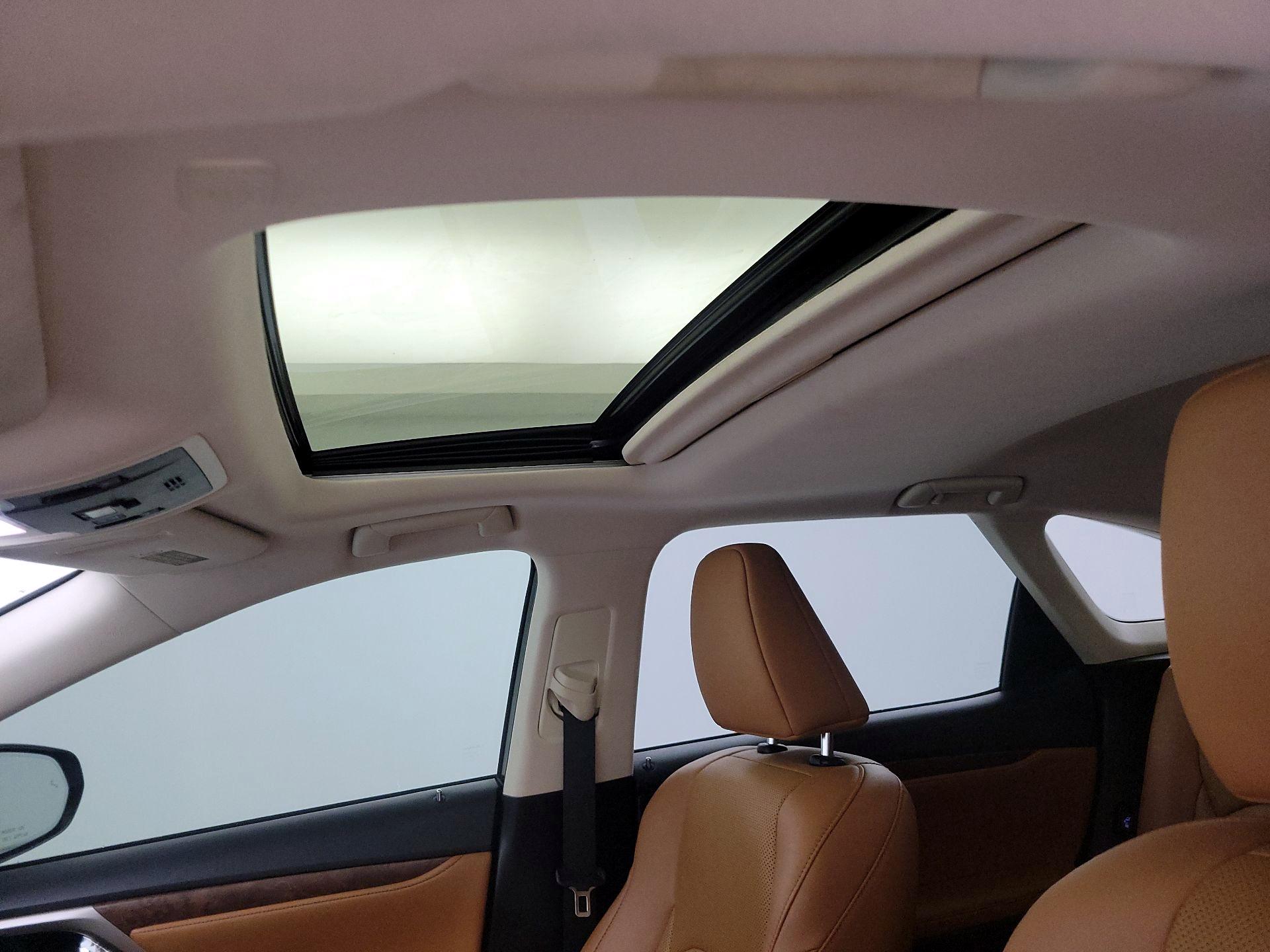 Thumbnail: 2021 Lexus RX - 19