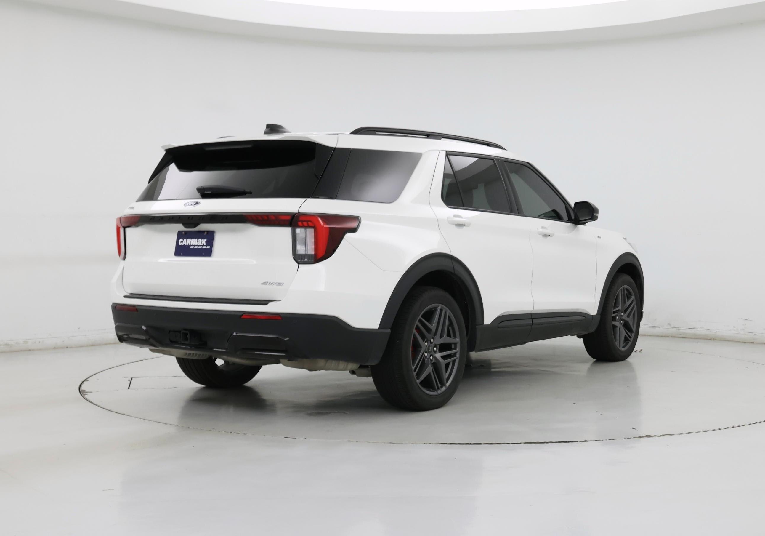 Thumbnail: 2025 Ford Explorer - 8