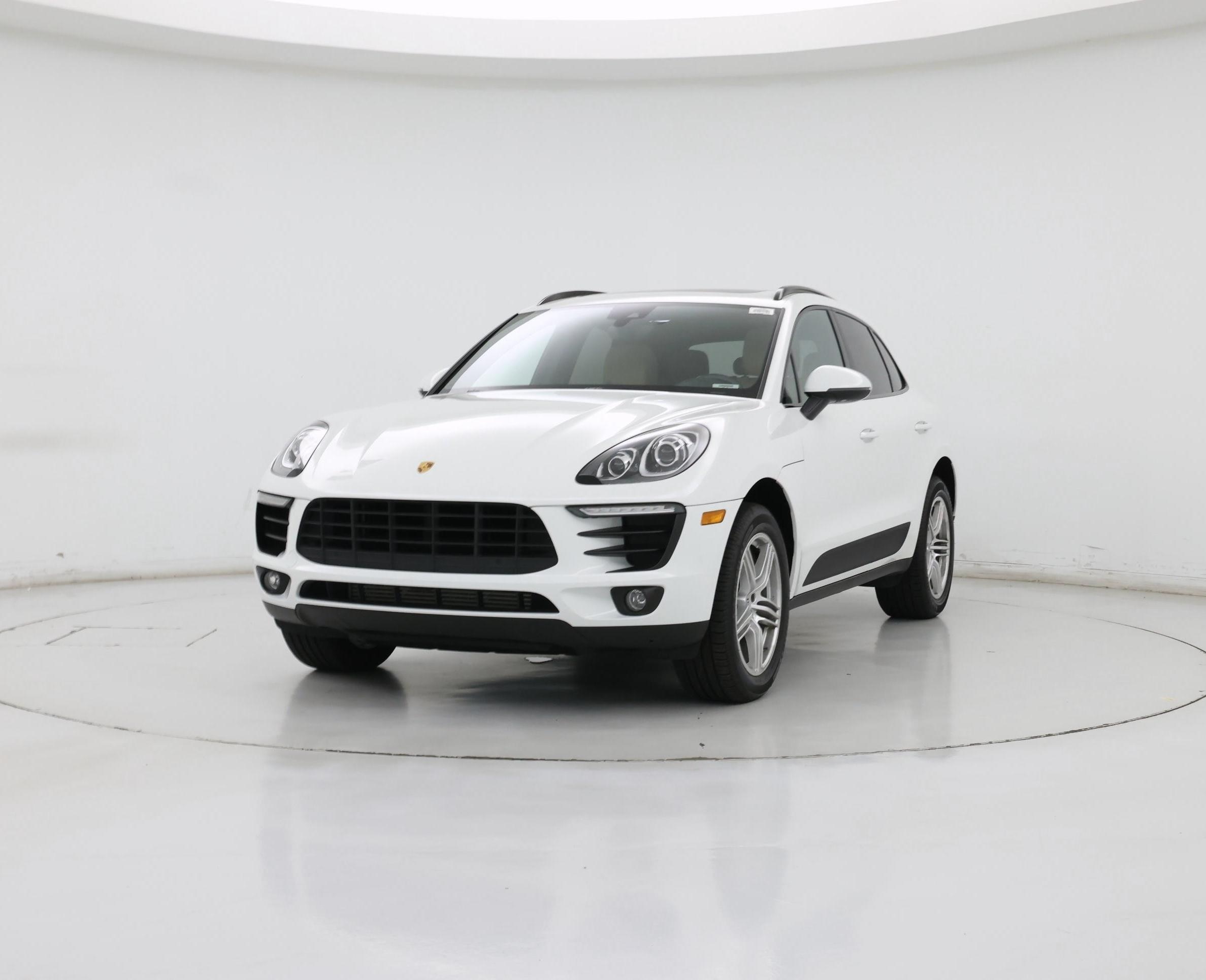 Thumbnail: 2017 Porsche Macan - 4