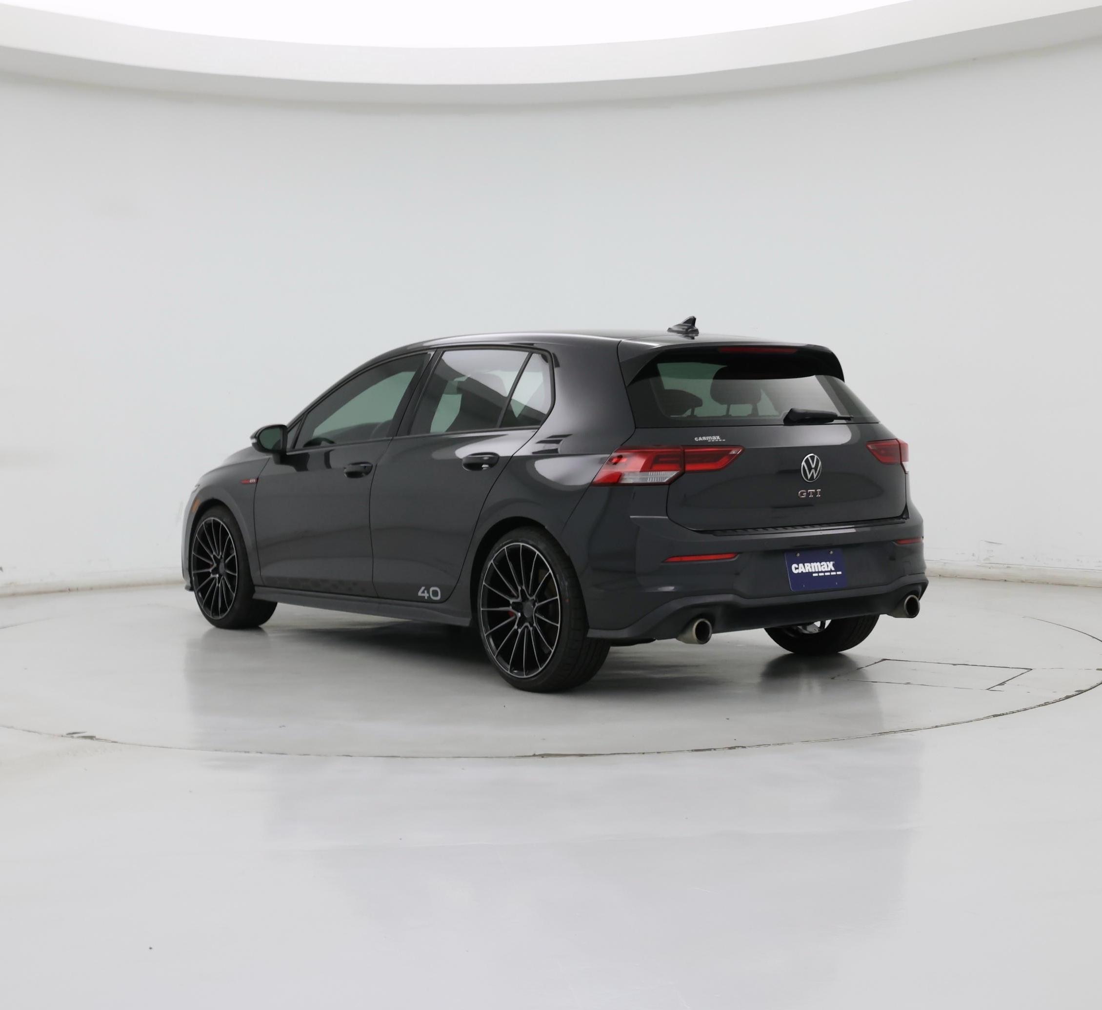 Thumbnail: 2023 Volkswagen Golf - 2