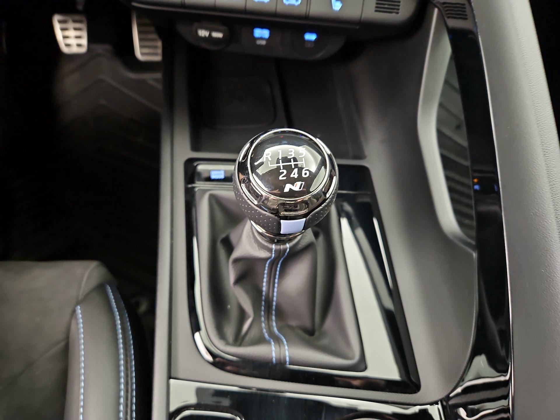 Thumbnail: 2025 Hyundai Elantra - 18