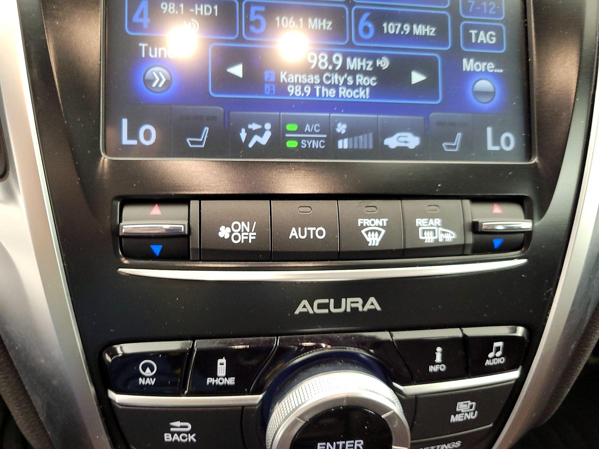Thumbnail: 2015 Acura TLX - 17