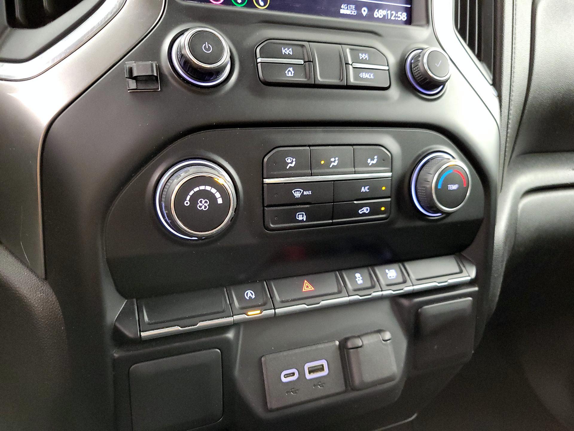 Thumbnail: 2020 Chevrolet Silverado 1500 - 16