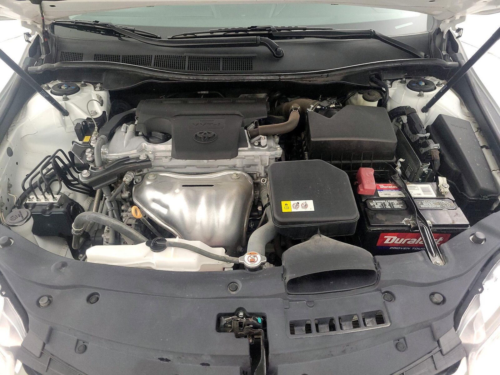 2017 Toyota Camry SE - Photo 22