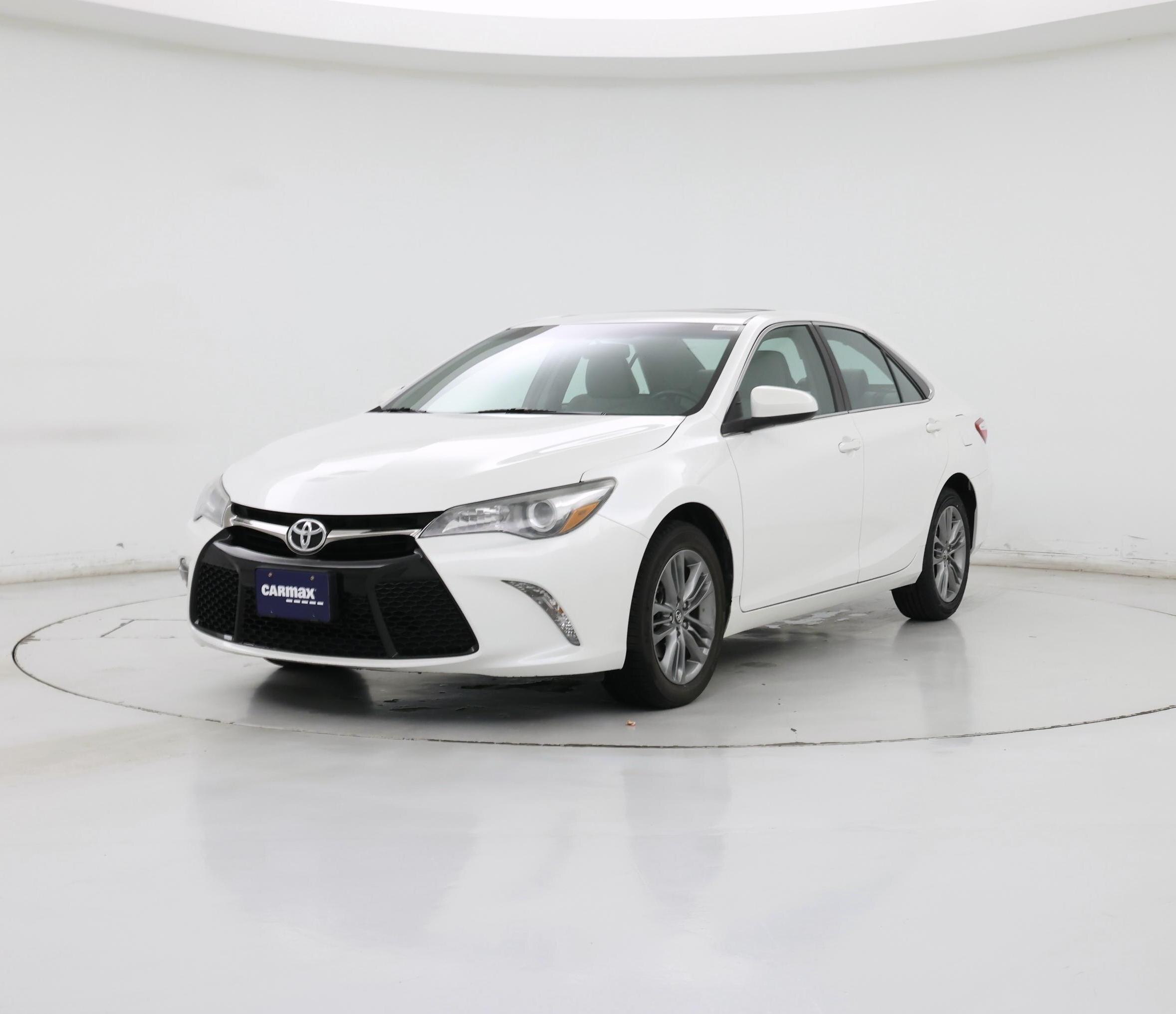 Thumbnail: 2017 Toyota Camry - 4