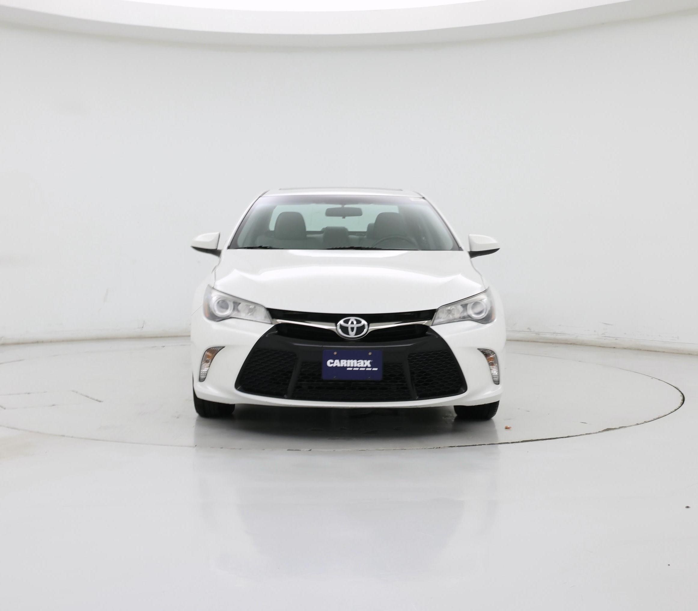 Thumbnail: 2017 Toyota Camry - 5