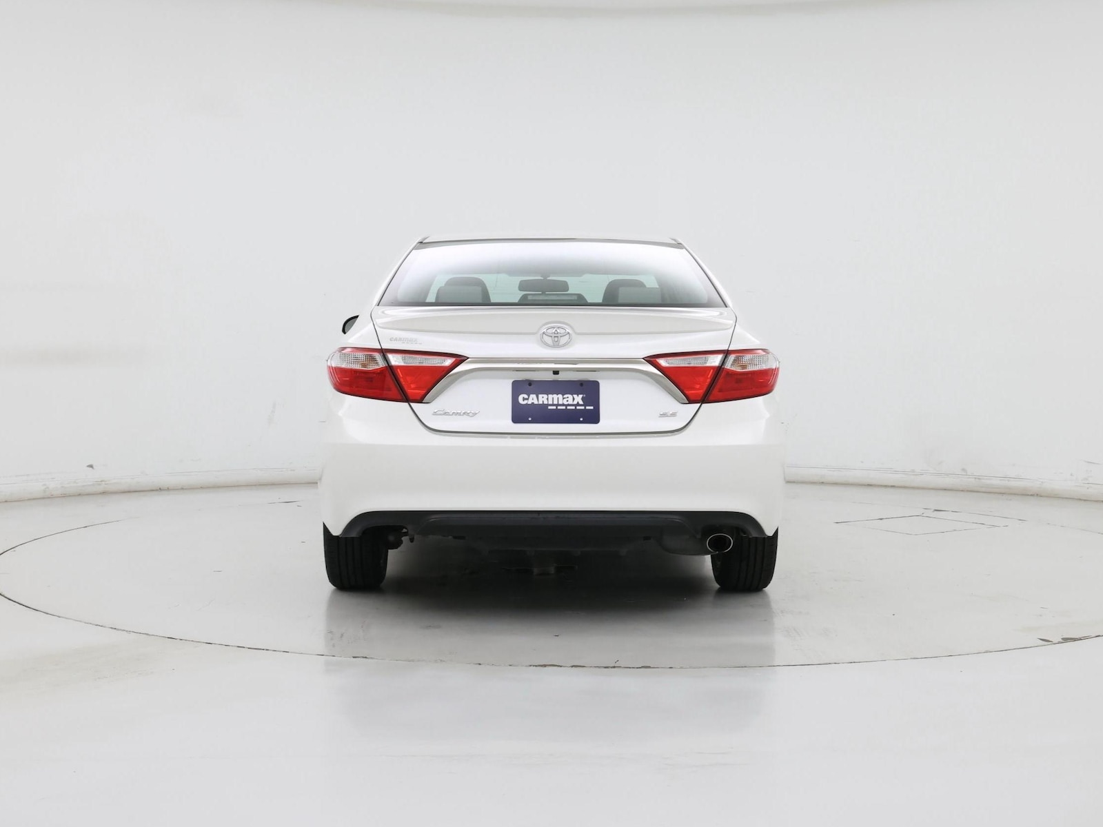 2017 Toyota Camry SE - Photo 7