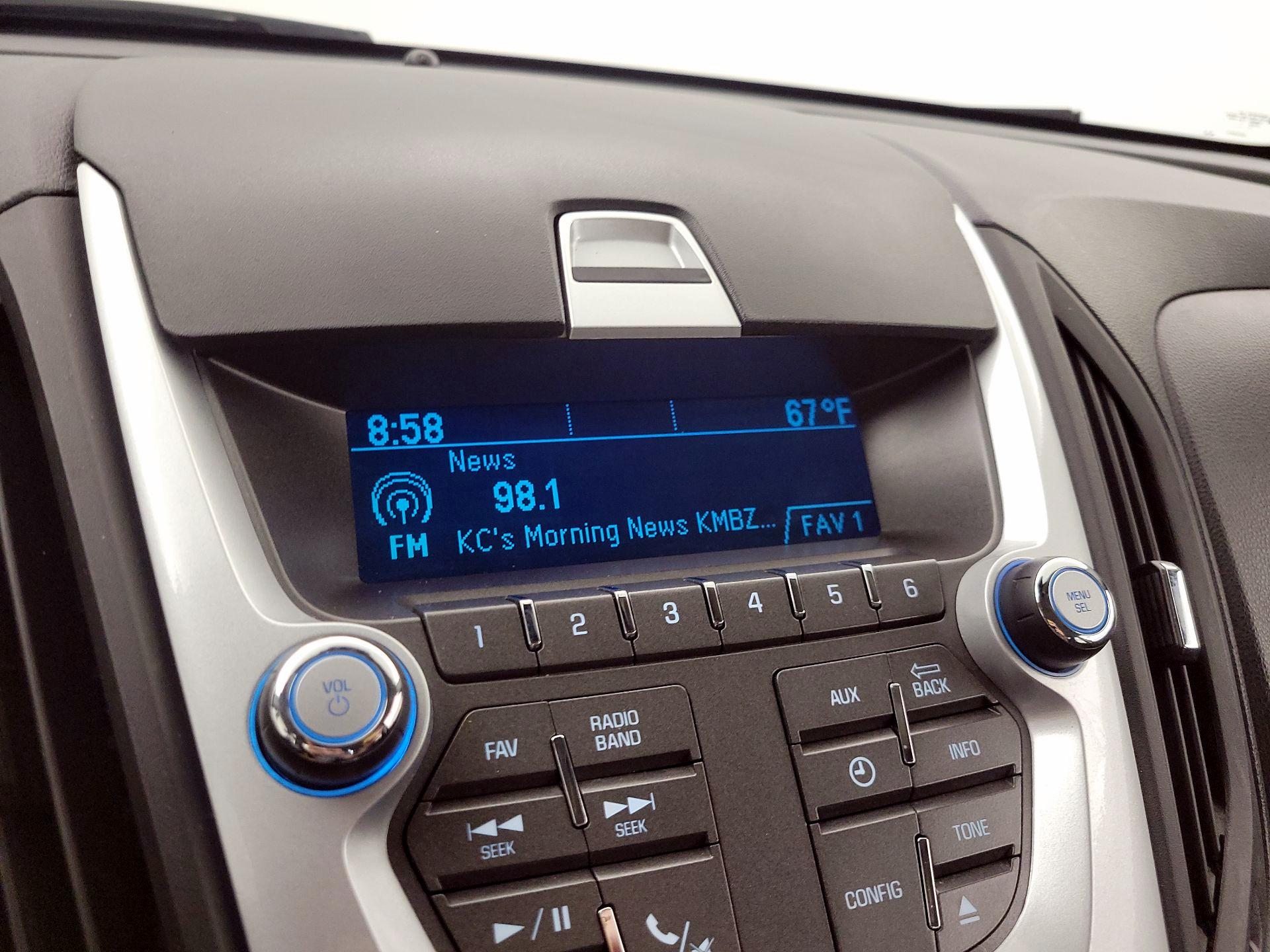 Thumbnail: 2015 Chevrolet Equinox - 13