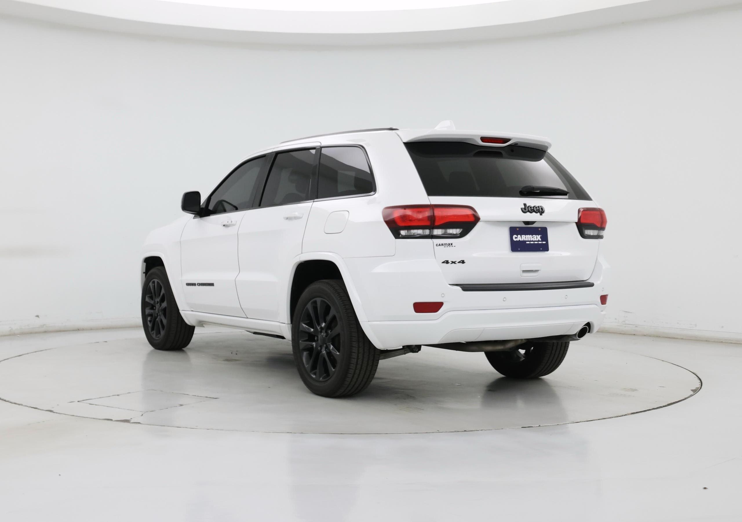Thumbnail: 2020 Jeep Grand Cherokee - 2