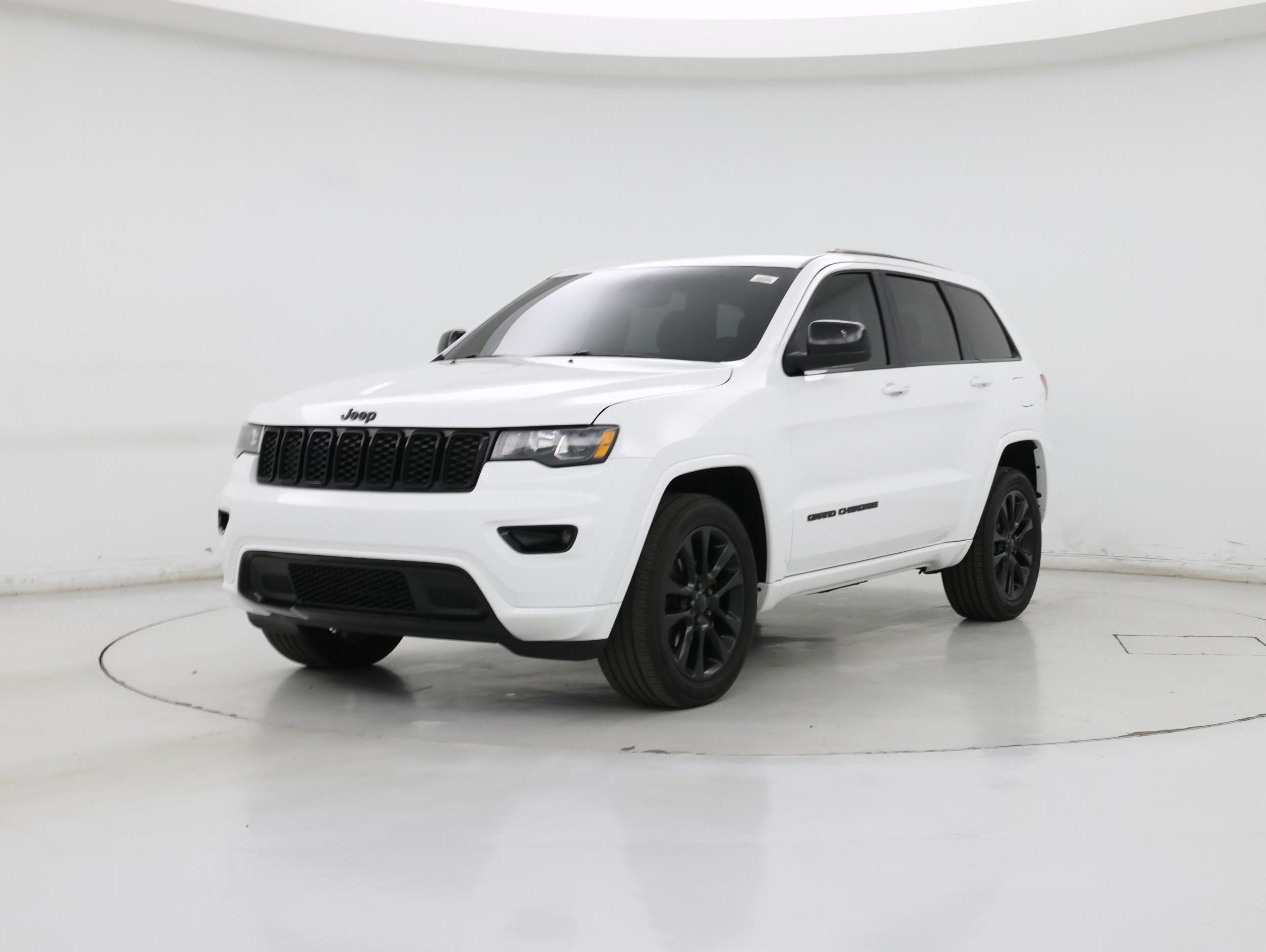Thumbnail: 2020 Jeep Grand Cherokee - 4