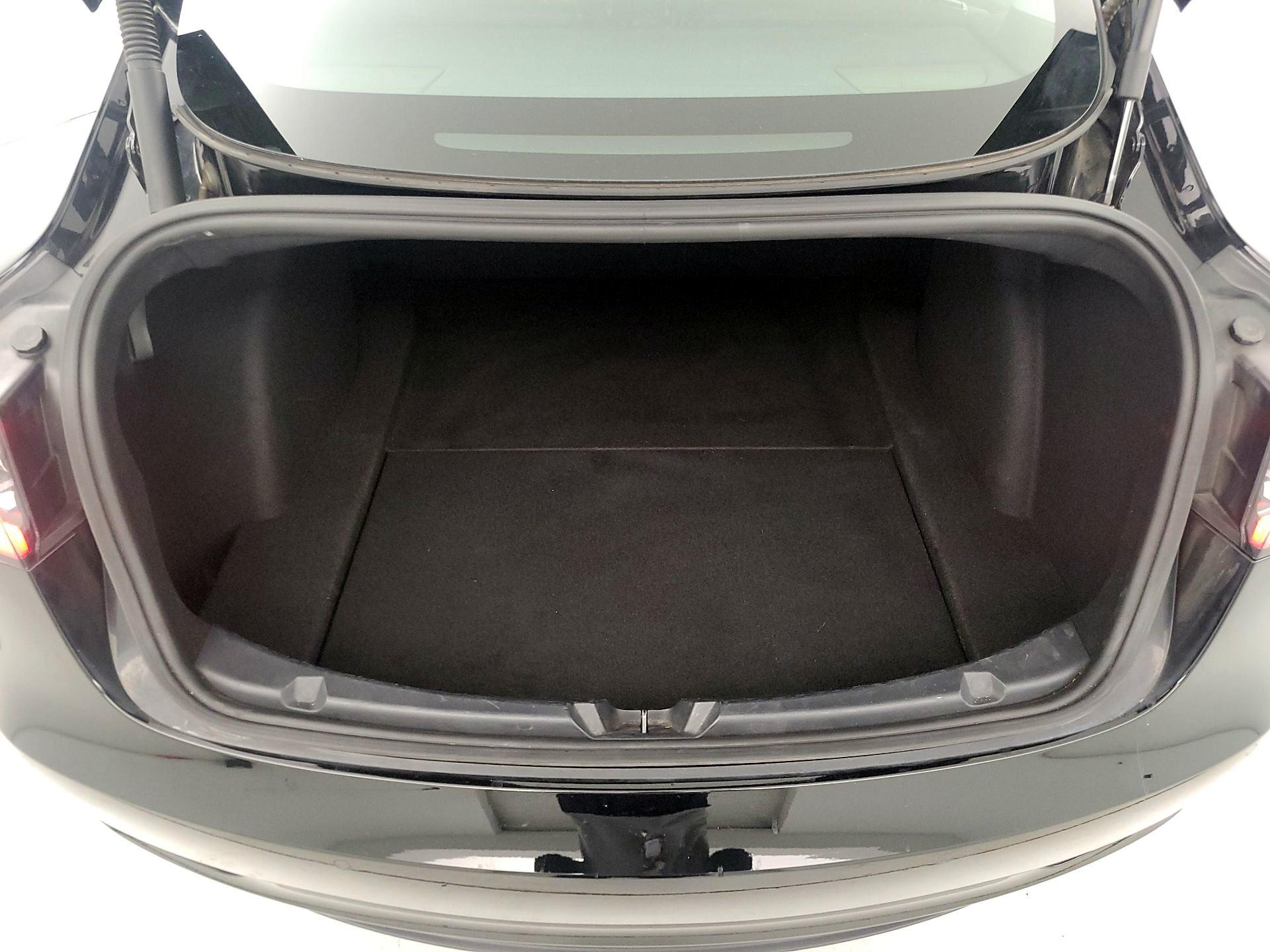 Thumbnail: 2021 Tesla Model 3 - 18
