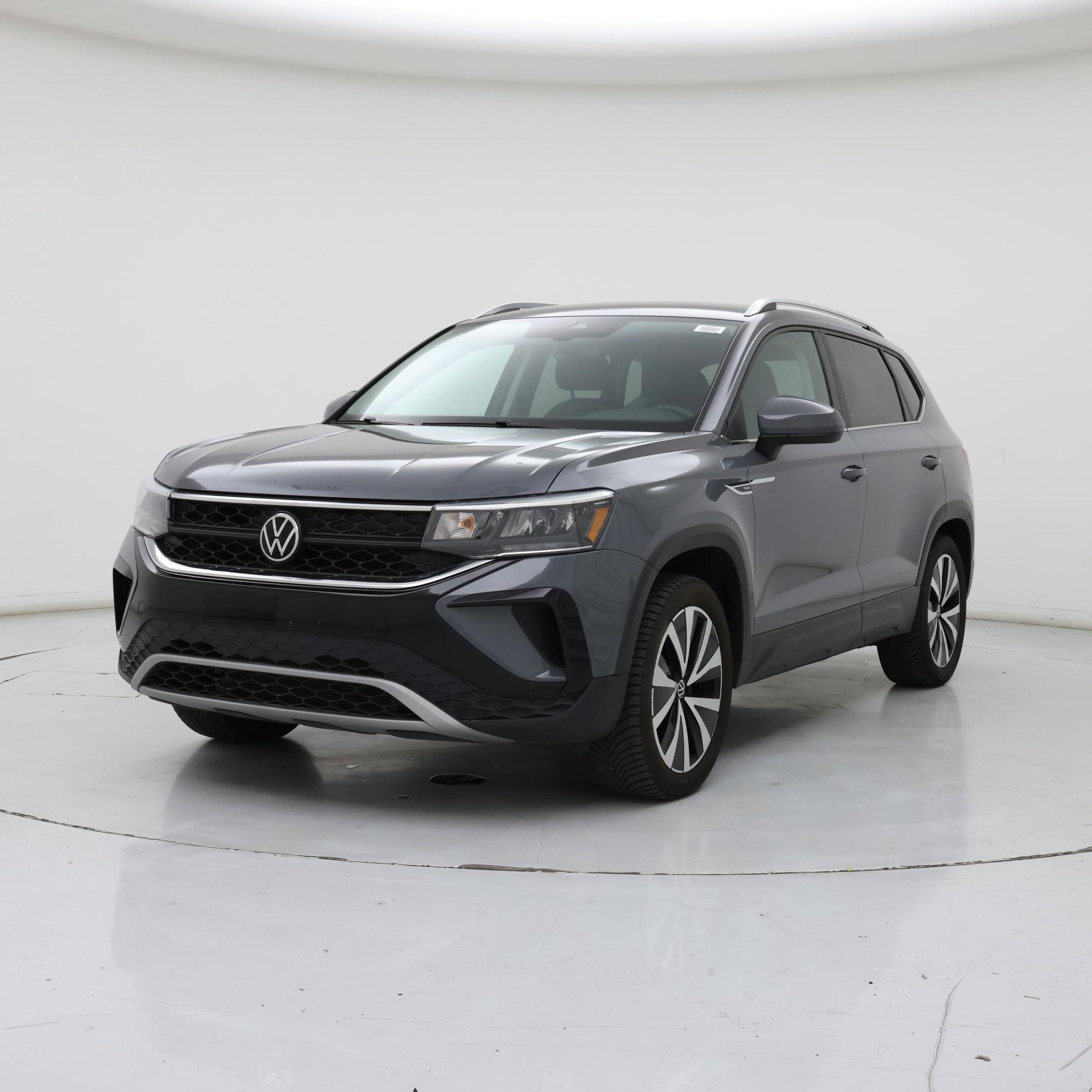 Thumbnail: 2023 Volkswagen Taos - 4
