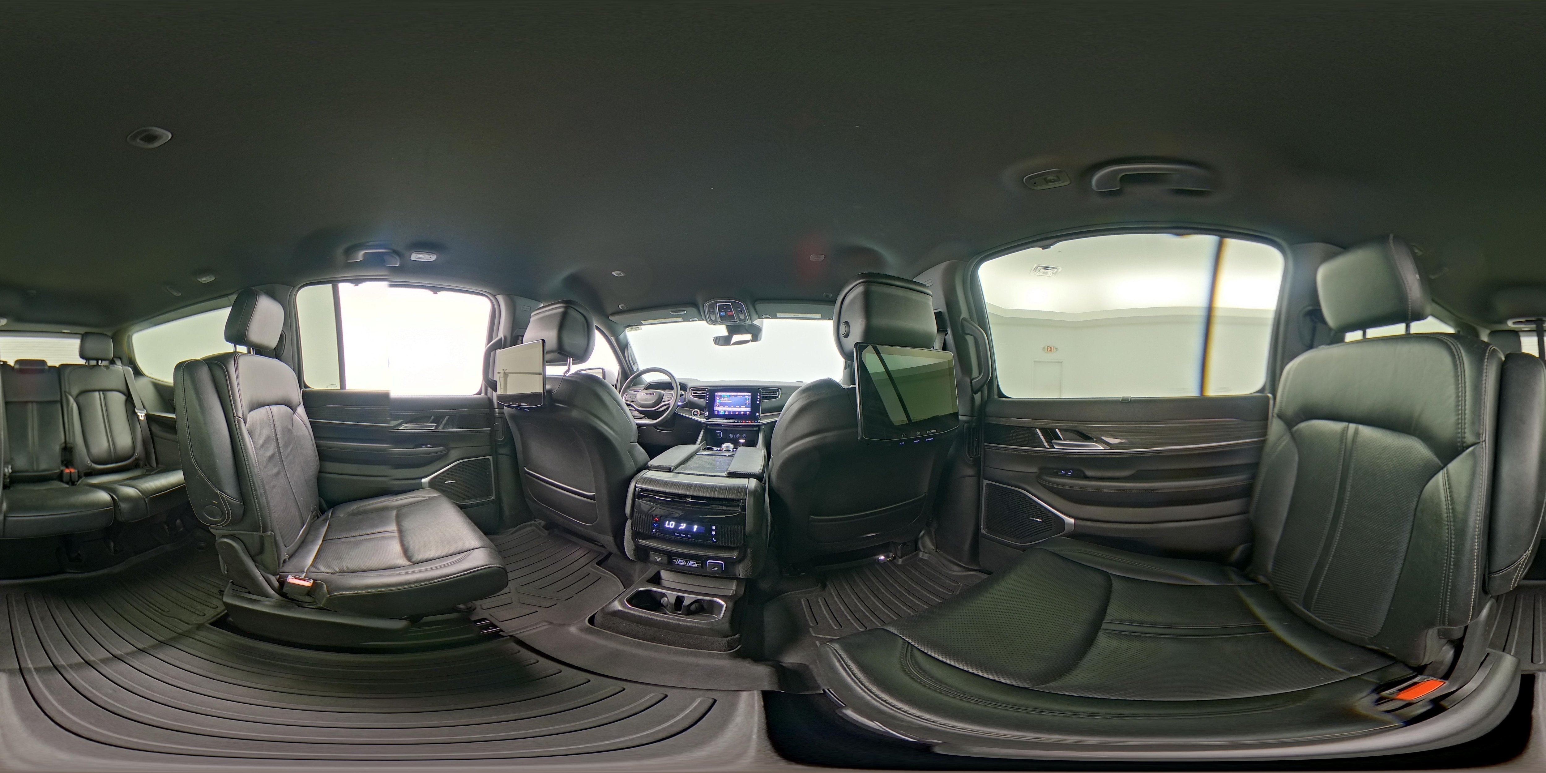 2022 Jeep Wagoneer Series III - Photo 28