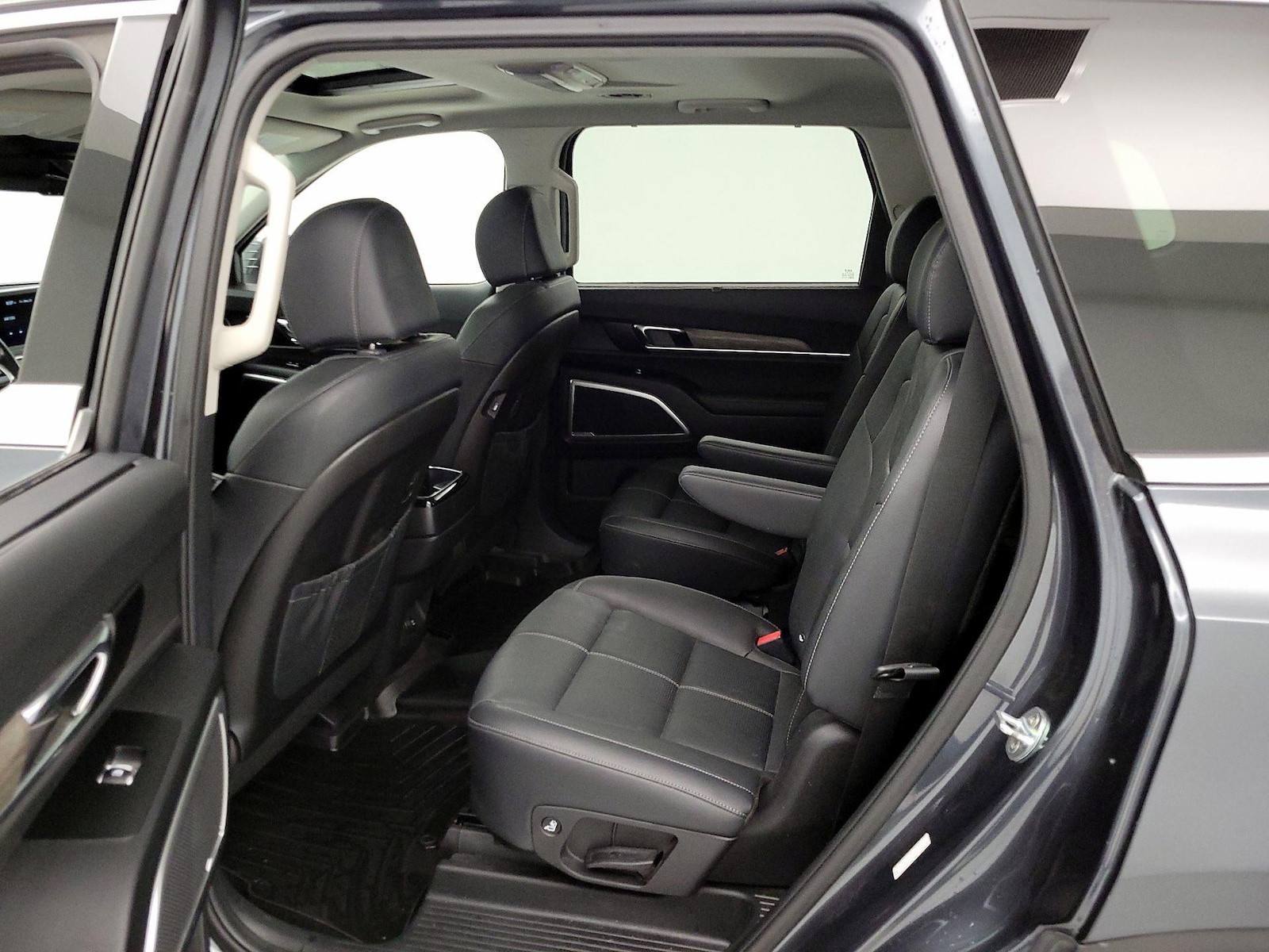 2022 Kia Telluride EX - Photo 22