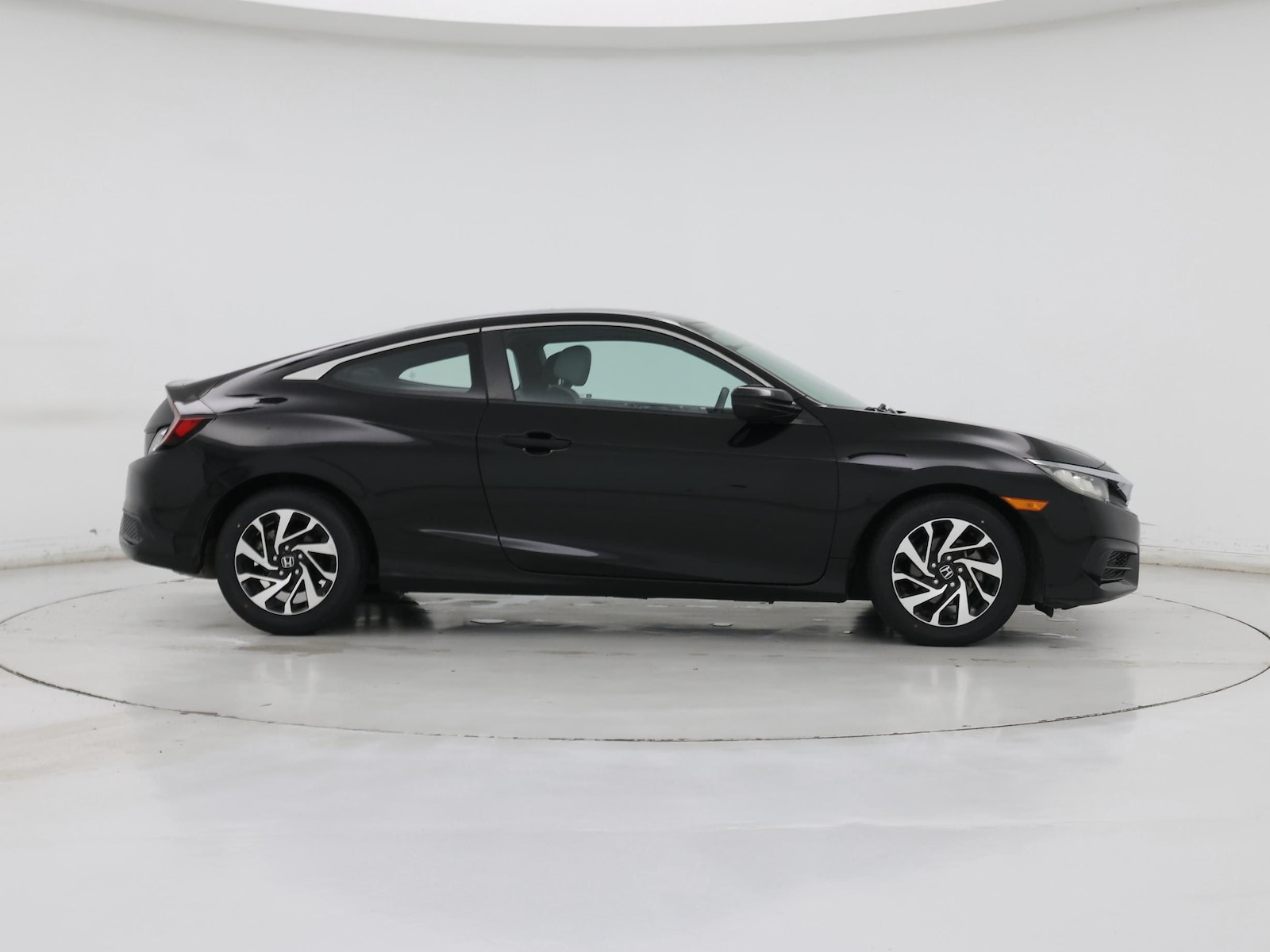 2018 Honda Civic LX-P - Photo 8