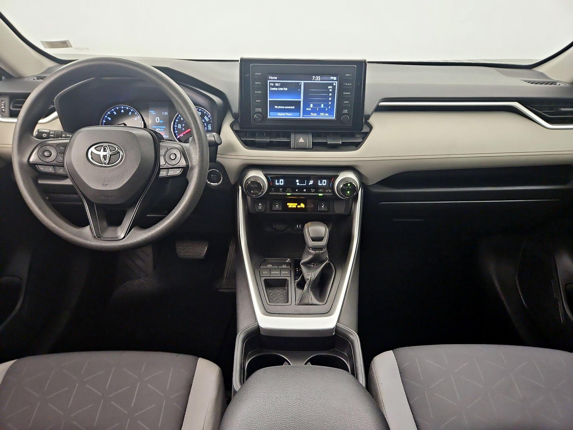 Thumbnail: 2019 Toyota RAV4 - 9