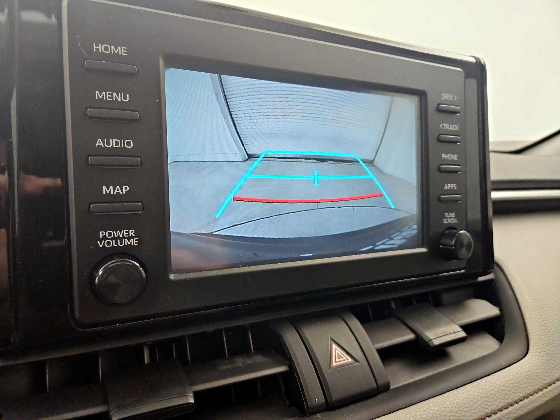 Thumbnail: 2019 Toyota RAV4 - 14