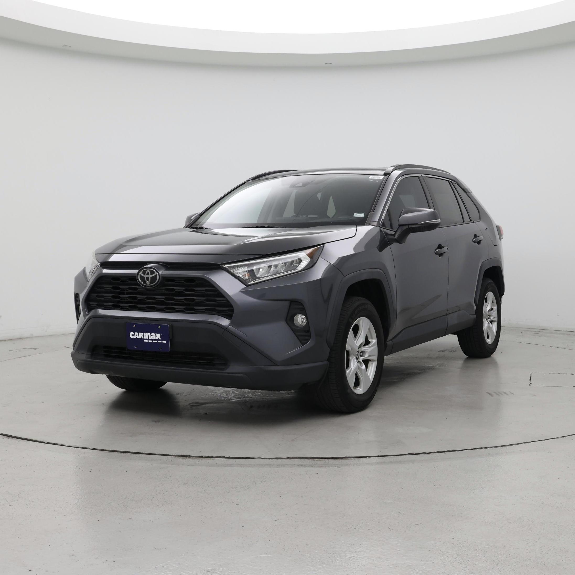 Thumbnail: 2019 Toyota RAV4 - 4