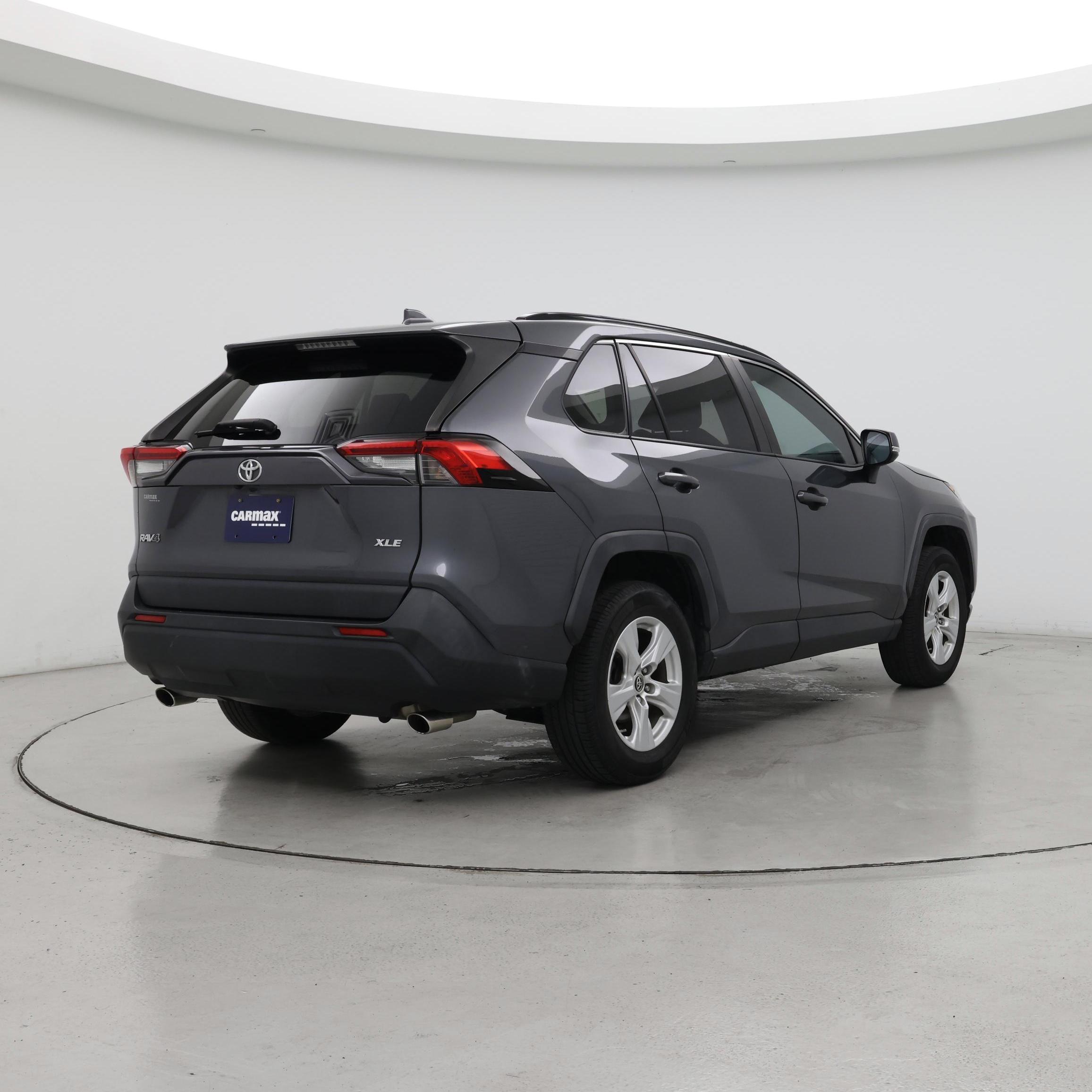 Thumbnail: 2019 Toyota RAV4 - 8