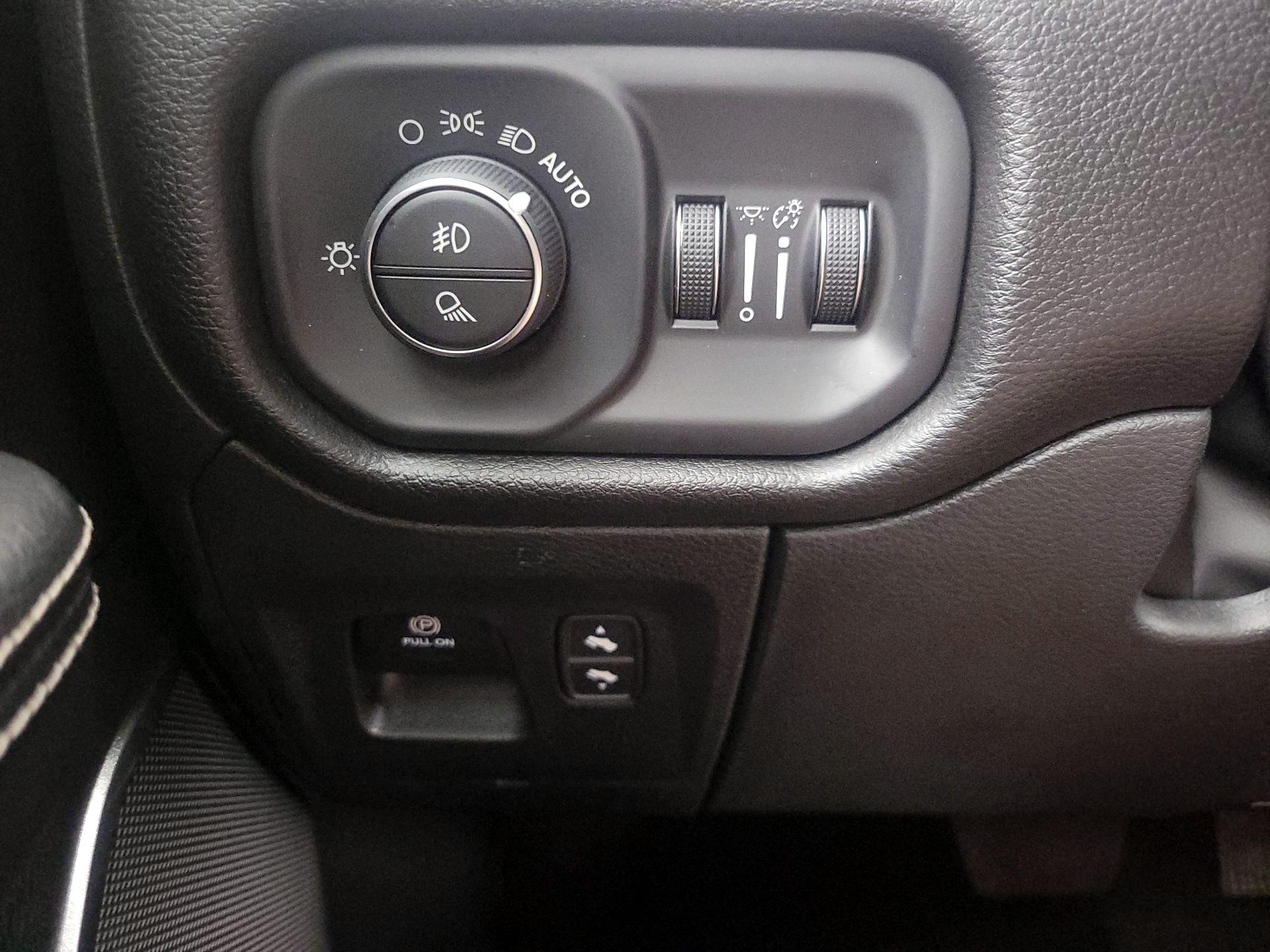 Thumbnail: 2023 RAM 1500 - 13