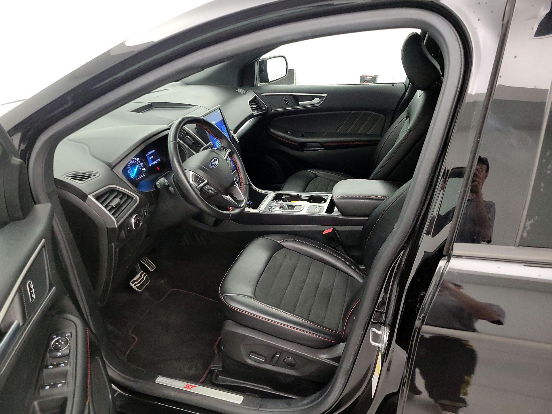 Thumbnail: 2023 Ford Edge - 11